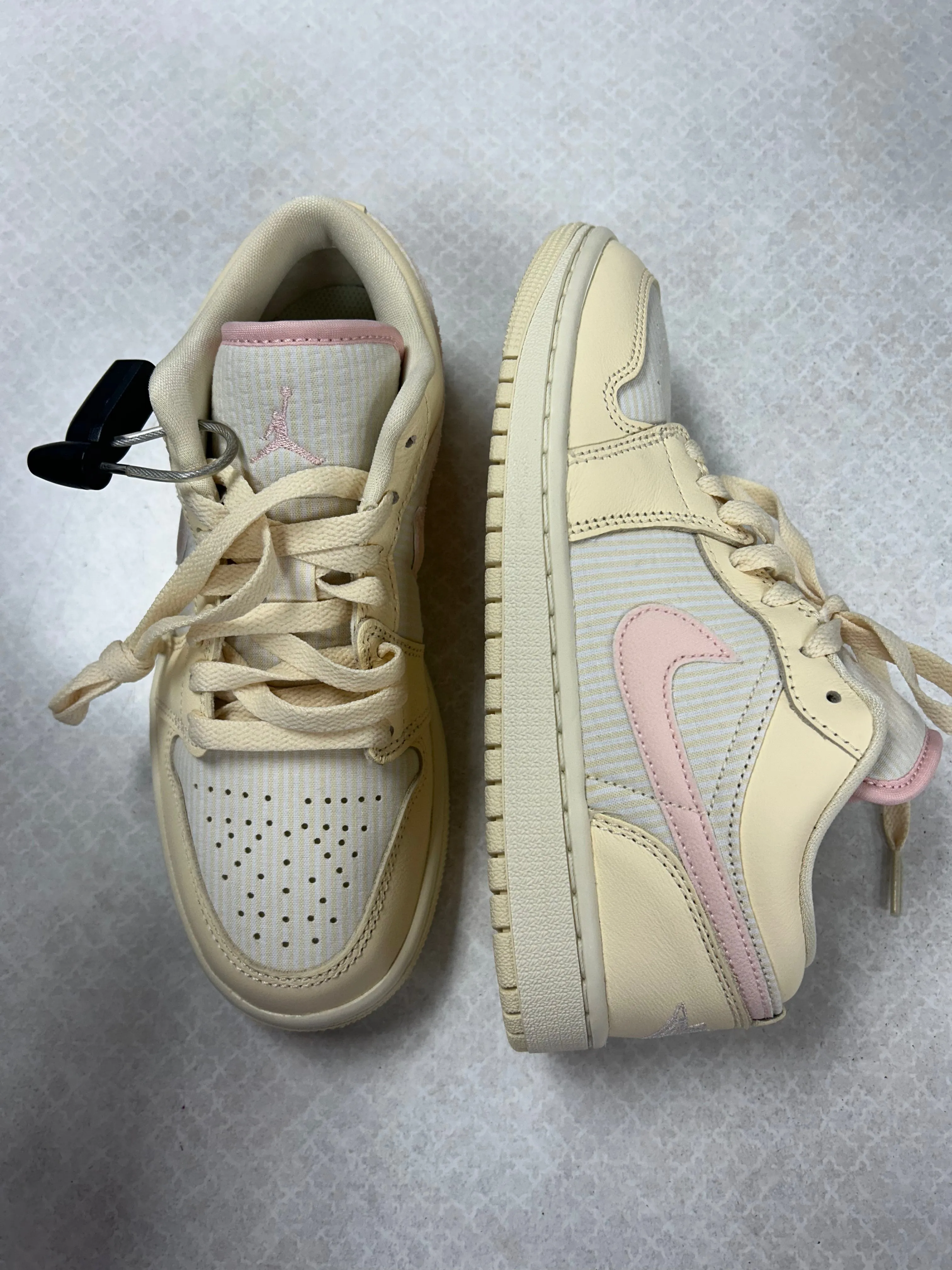Shoes Sneakers By Nike In Cream & Pink, Size:6 Asics Latest Shoes