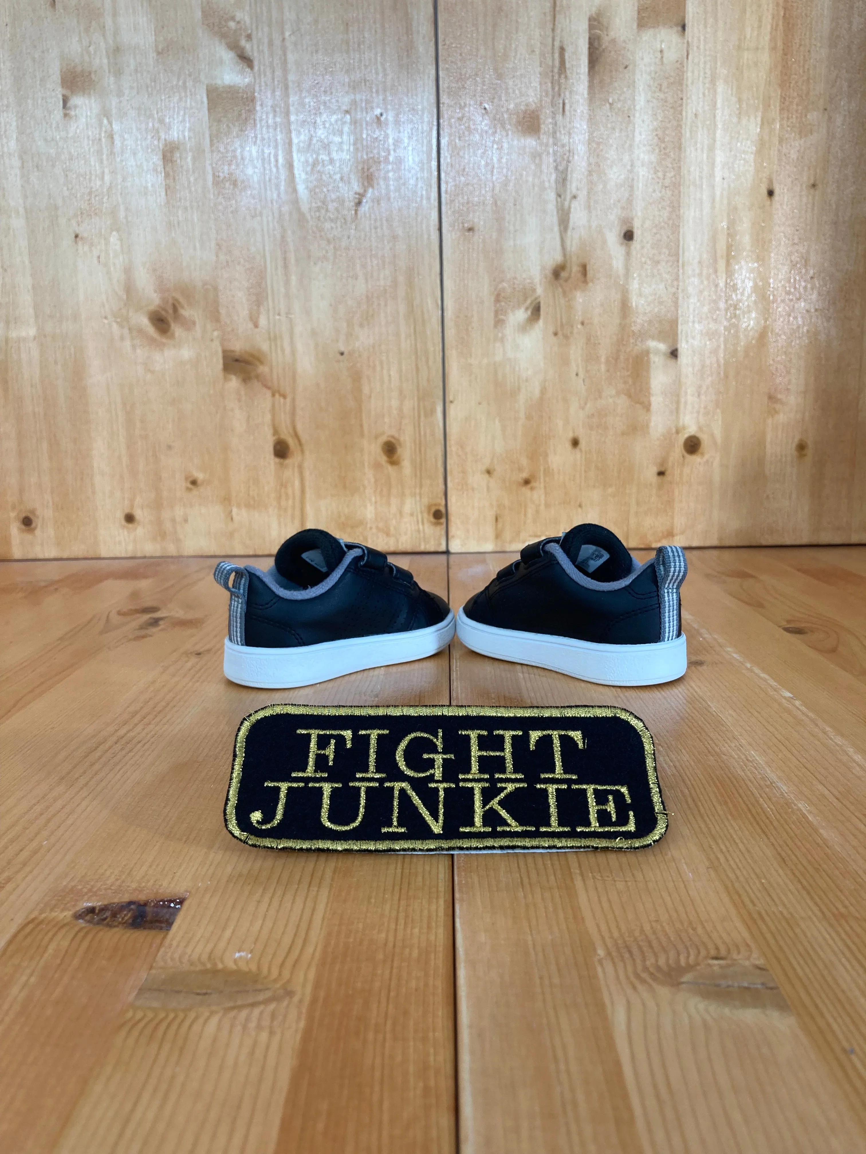 Adidas Basketball Shoes Anthony Edwards ADIDAS VS ADVANTAGE CLEAN CMF Infant Baby Size 4 Shoes Sneakers Black DB1823