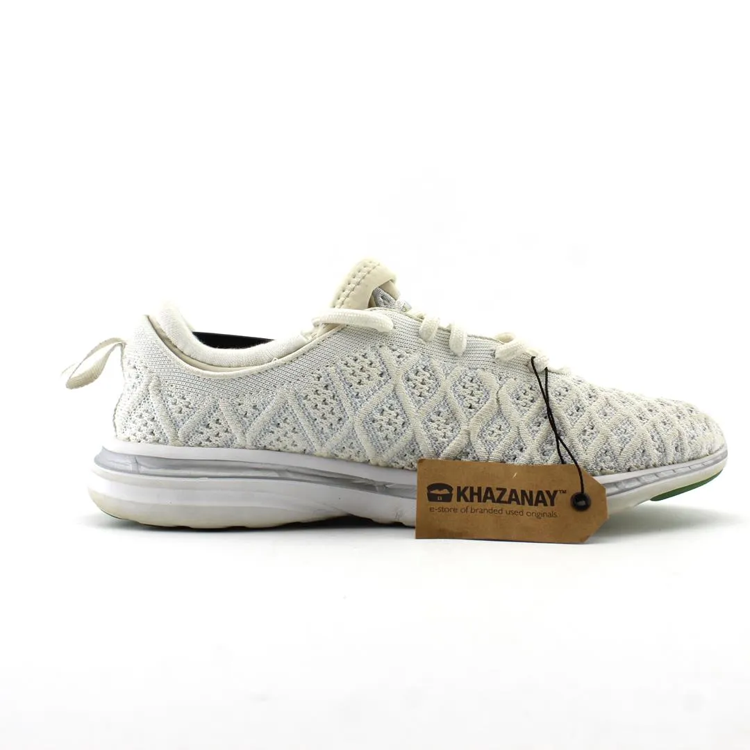 Best Flat Feet Running Shoes APL  TECHLOOM PRO