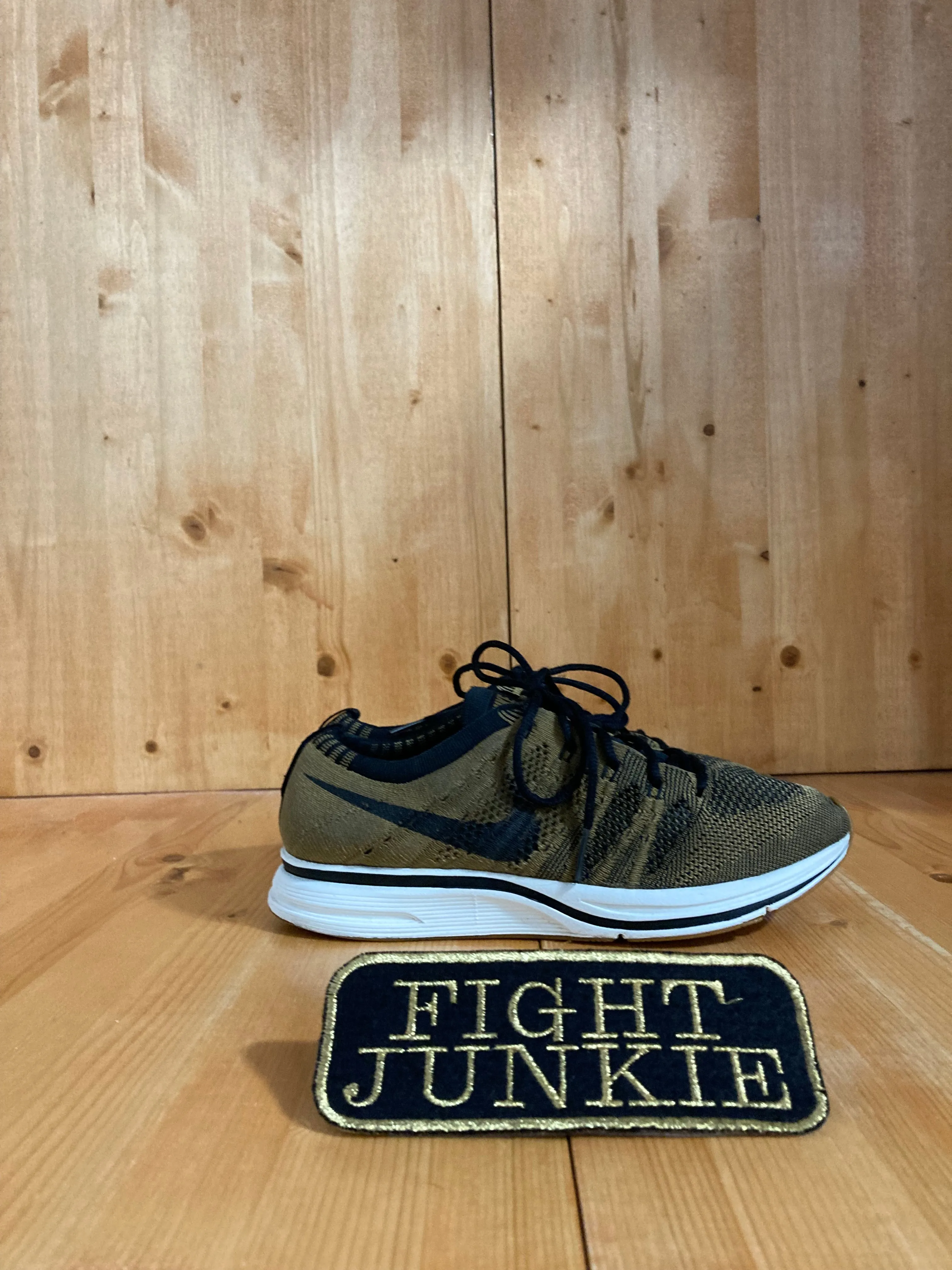 NIKE FLYKNIT TRAINER Youth Size 5.5 Running Training Shoes Sneakers Golden Beige AH8396-203 Asics Glideride 3 Running Shoes