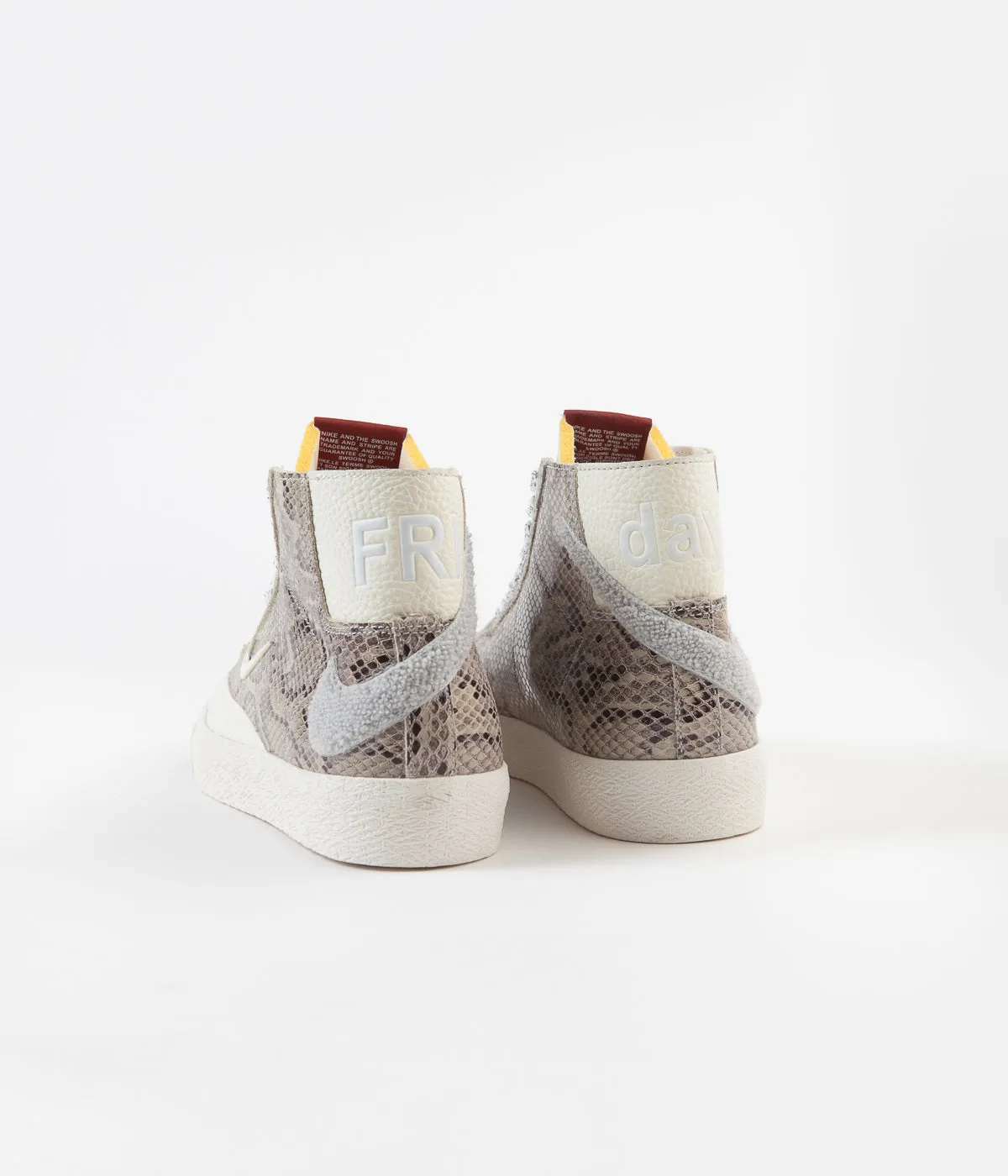 Nike SB x Soulland Blazer Mid Shoes - Light Bone / White - Pure Platinum Shoes Like Asics Gel Nimbus