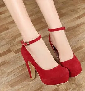 Slip Waterproof Shoe Covers autumn Women's shoes Pumps Single shoes princess shoes round head thick with waterproof suede high heels