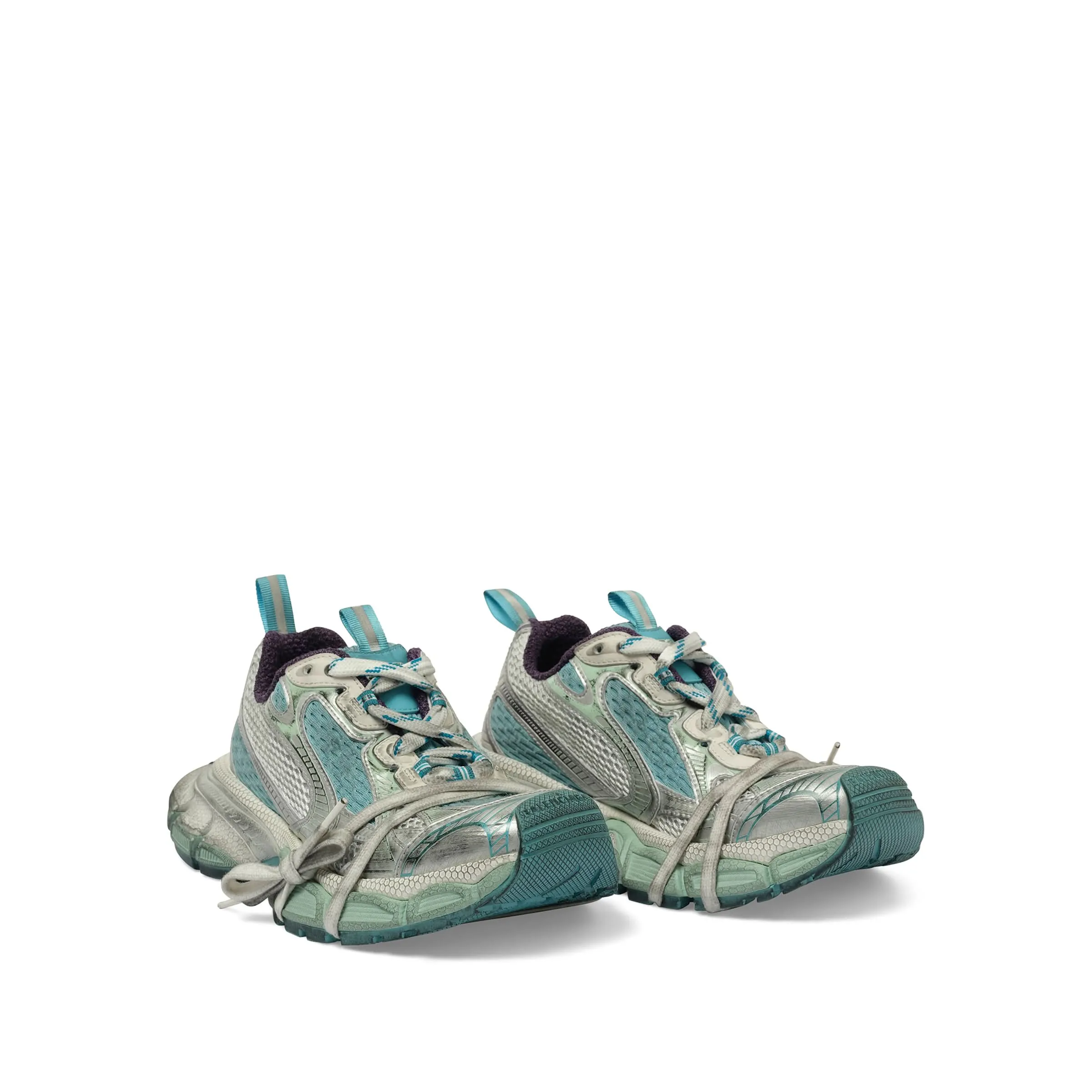 3XL Sneaker in Light Blue/White Classy Sneakers