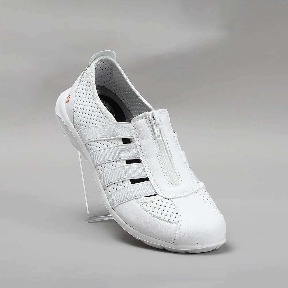 CC RESORTS CHRISTINE WHITE Pointed Flats Shoes