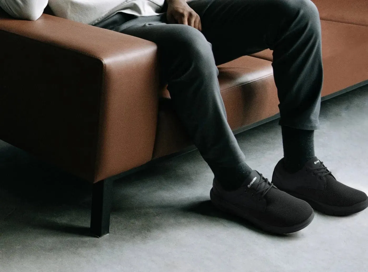 Flat Shoes Wide Fitting FitVille Men's BriskWalk Deluxe Lace-up Business Casual Sneaker V2