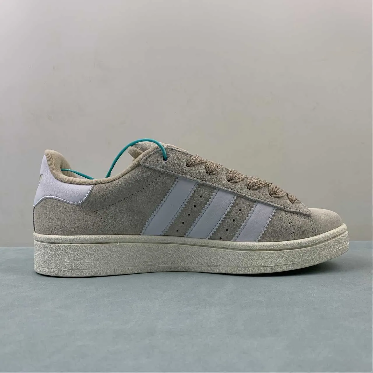 Adidas campus beige  shoes Adidas Originals Gazelle Casual Shoes