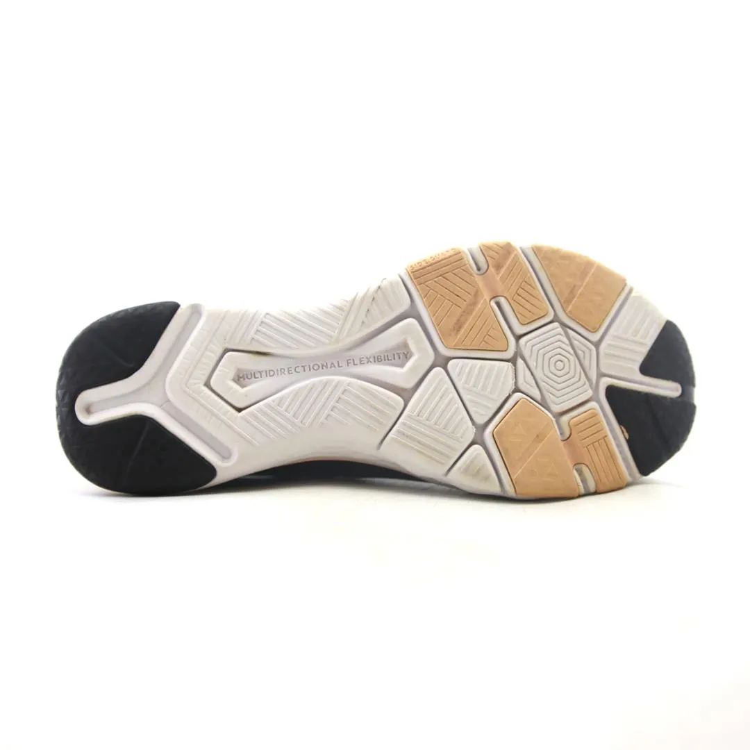 Footwear Running Shoes DOMYOS 920 MID