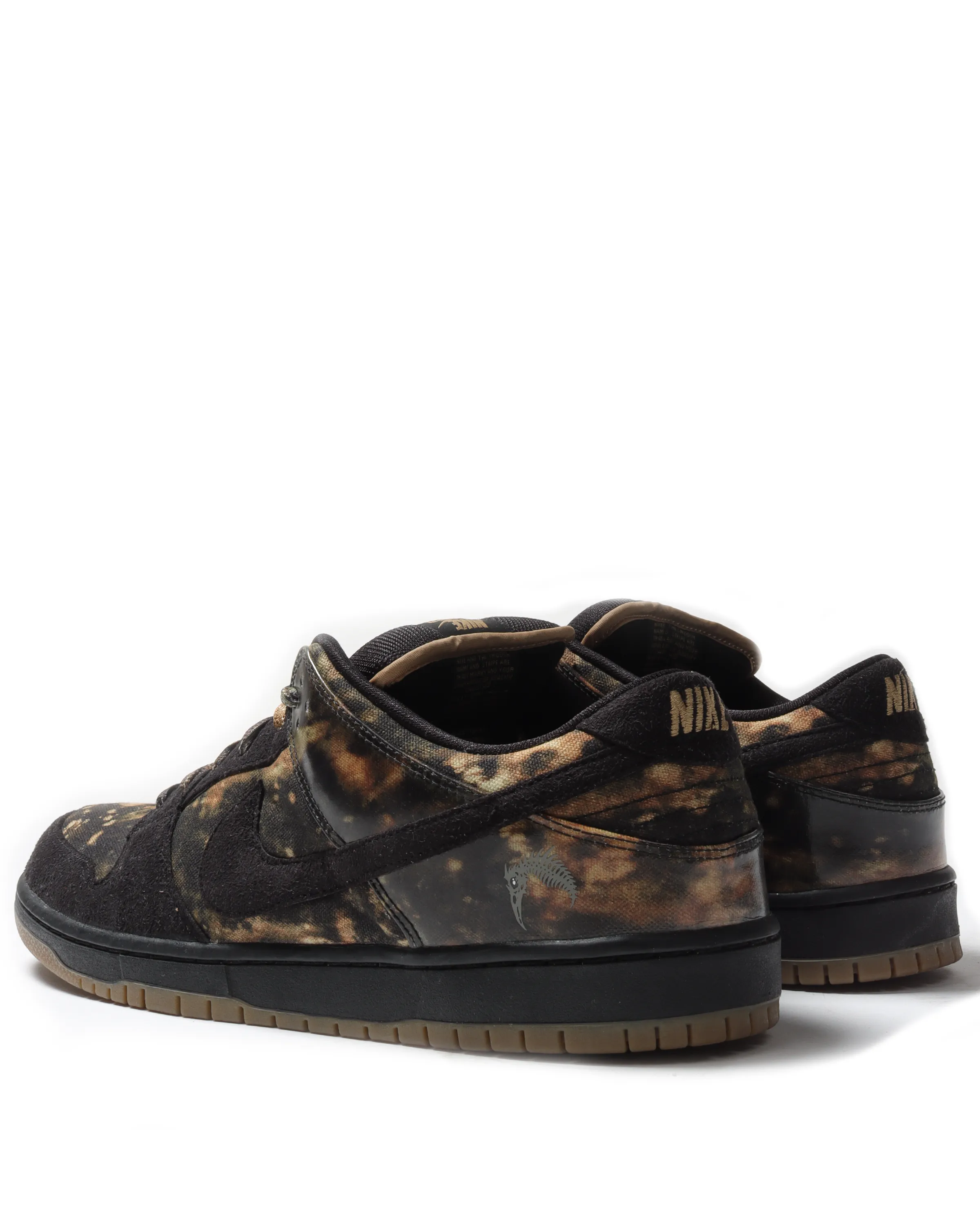 Dunk SB Low "Pushead 2" Asics Gel-resolution 8 Tennis Shoes