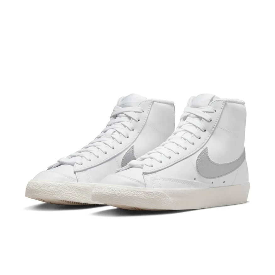 Asics Netburner Volleyball Shoes Nike Blazer Mid 77 Ess W DQ7574-100