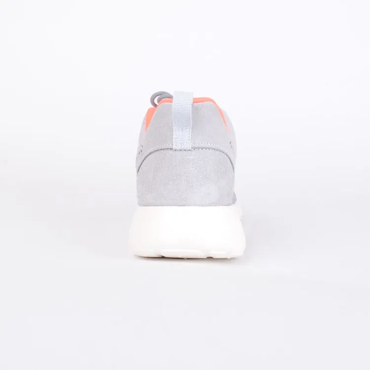 NIKE ROSHE ONE PREMIUM Asics Novablast 3 Running Shoes