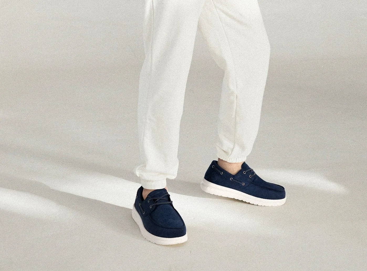 Comfy Ballet Flat Shoes FitVille Men's Coastline Slip-On Boat Shoes V1