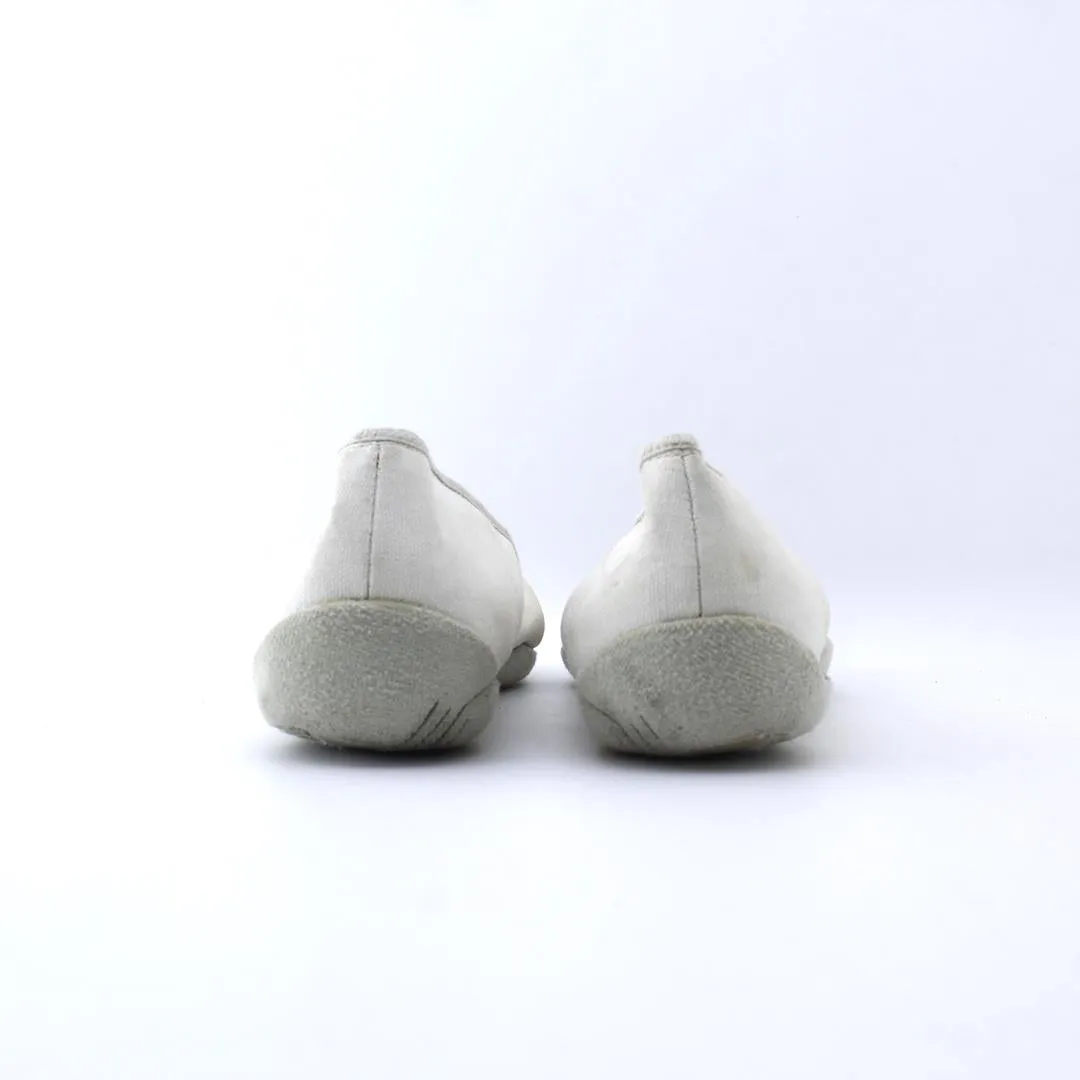 Suits With Casual Shoes NATURALIZER SPORT