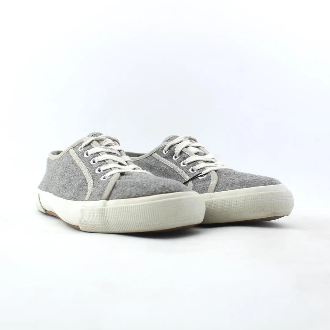 New Trend Casual Shoes OLD NAVY .