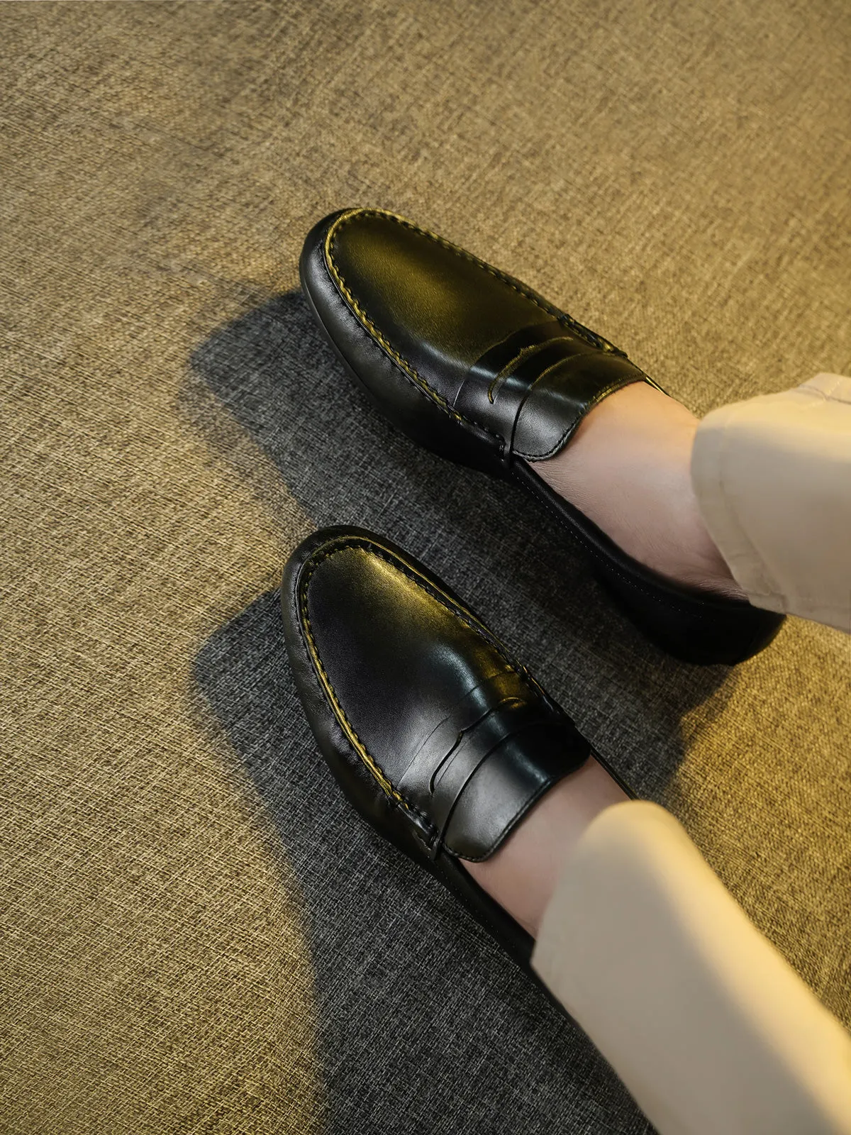 Men "NON" Woven Textured Slip On Casual Leather Moccasin Shoes Flat Feet Shoes Store