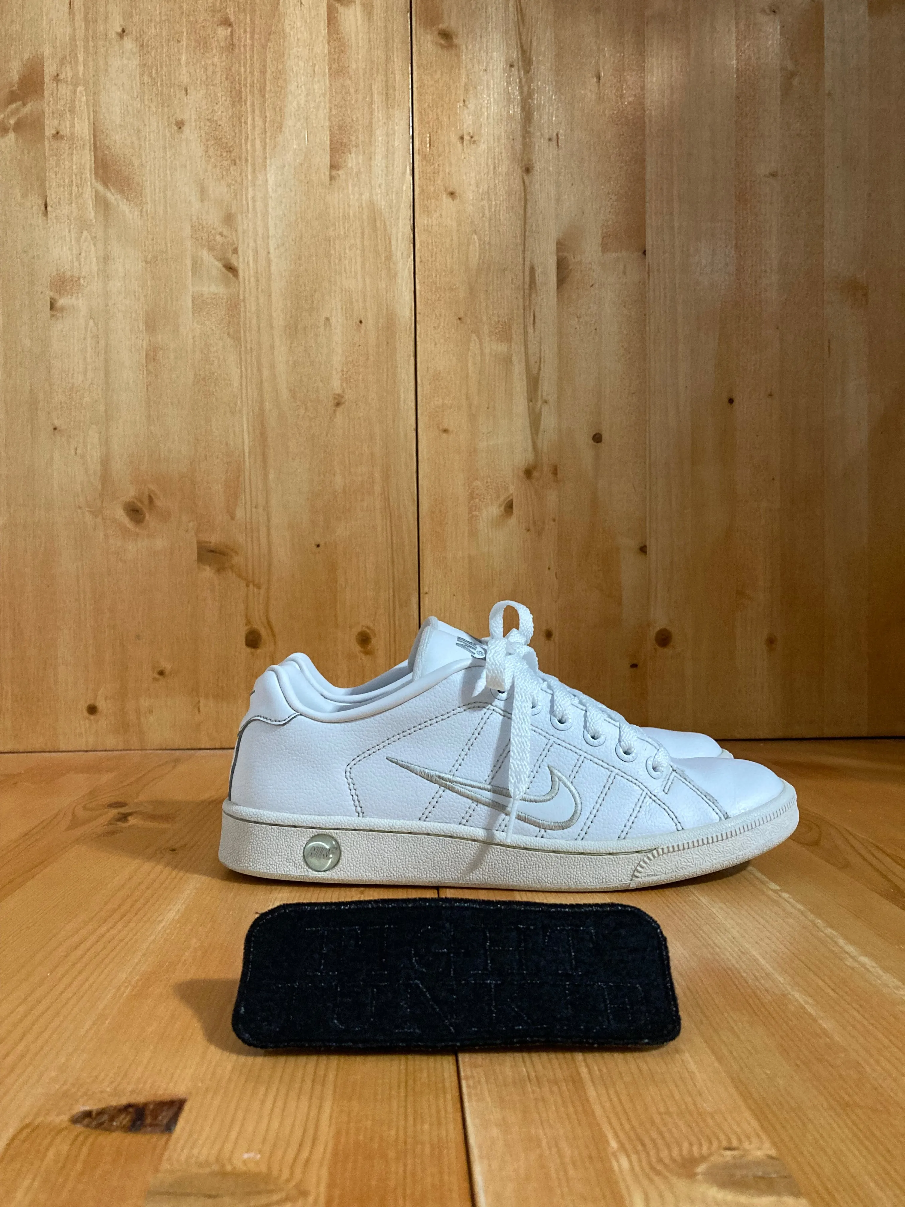 NIKE COURT TRADITION 2 Women Size 9.5 Tennis Shoes Sneakers Triple White Asics Shoes Kayano 30