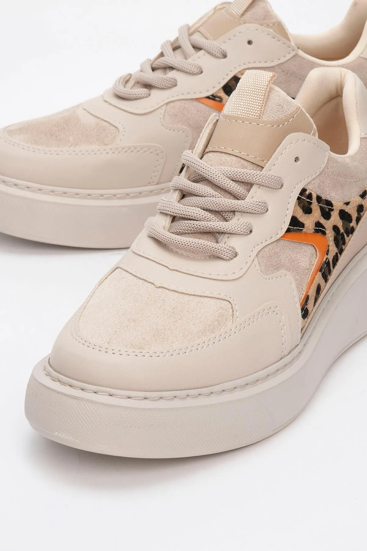 Ida Vegan Leather Platform Leopard Sneakers | Beige Walking In Sneakers
