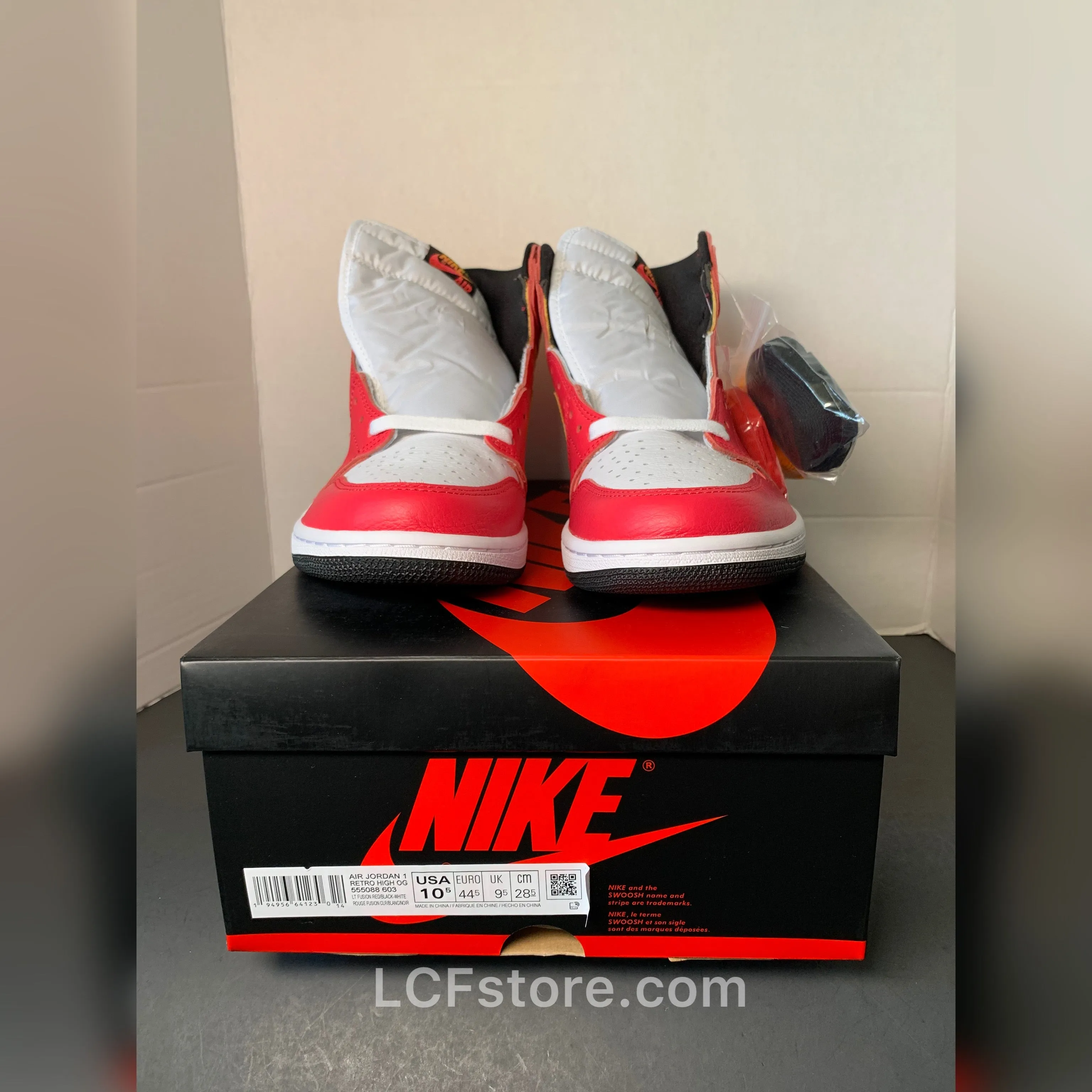 Nike Air Jordan 1 Retro High OG 'Light Fusion Red' Asics Trainer Shoes