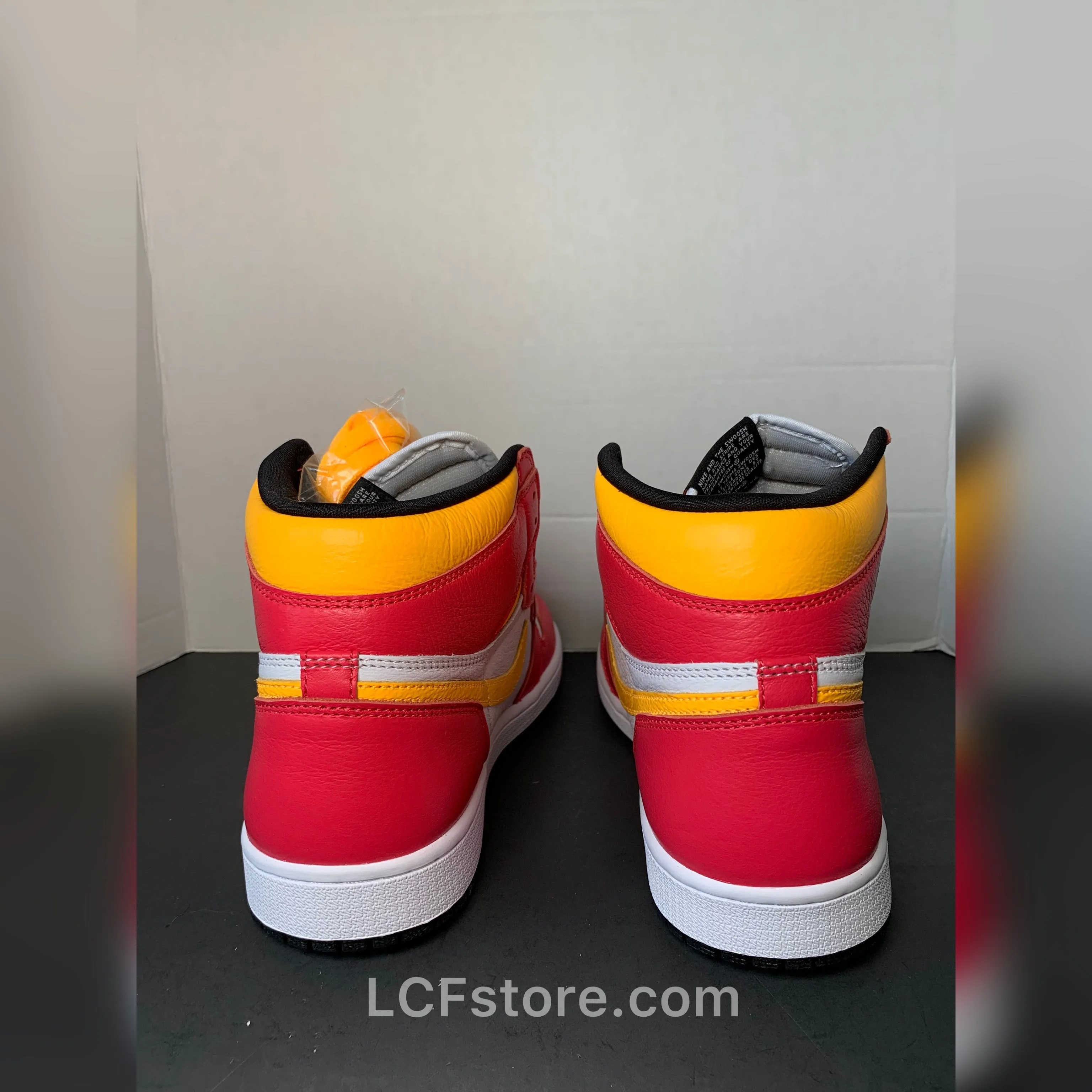 Nike Air Jordan 1 Retro High OG 'Light Fusion Red' Asics Gel Kayano Golf Shoes