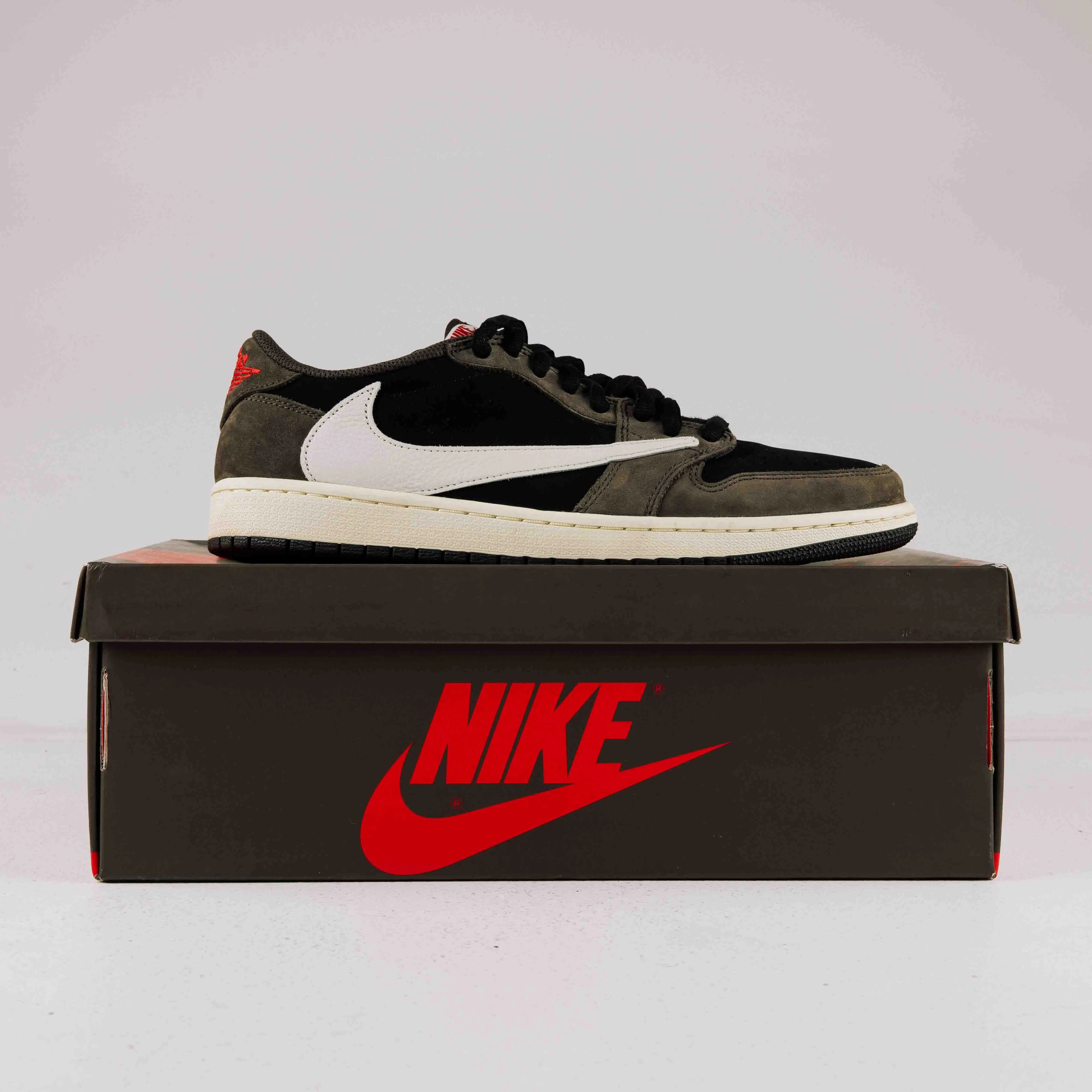 Jordan 1 Retro Low OG SP Travis Scott Mocha - Used - 2564 Asics Shoes Streetwear