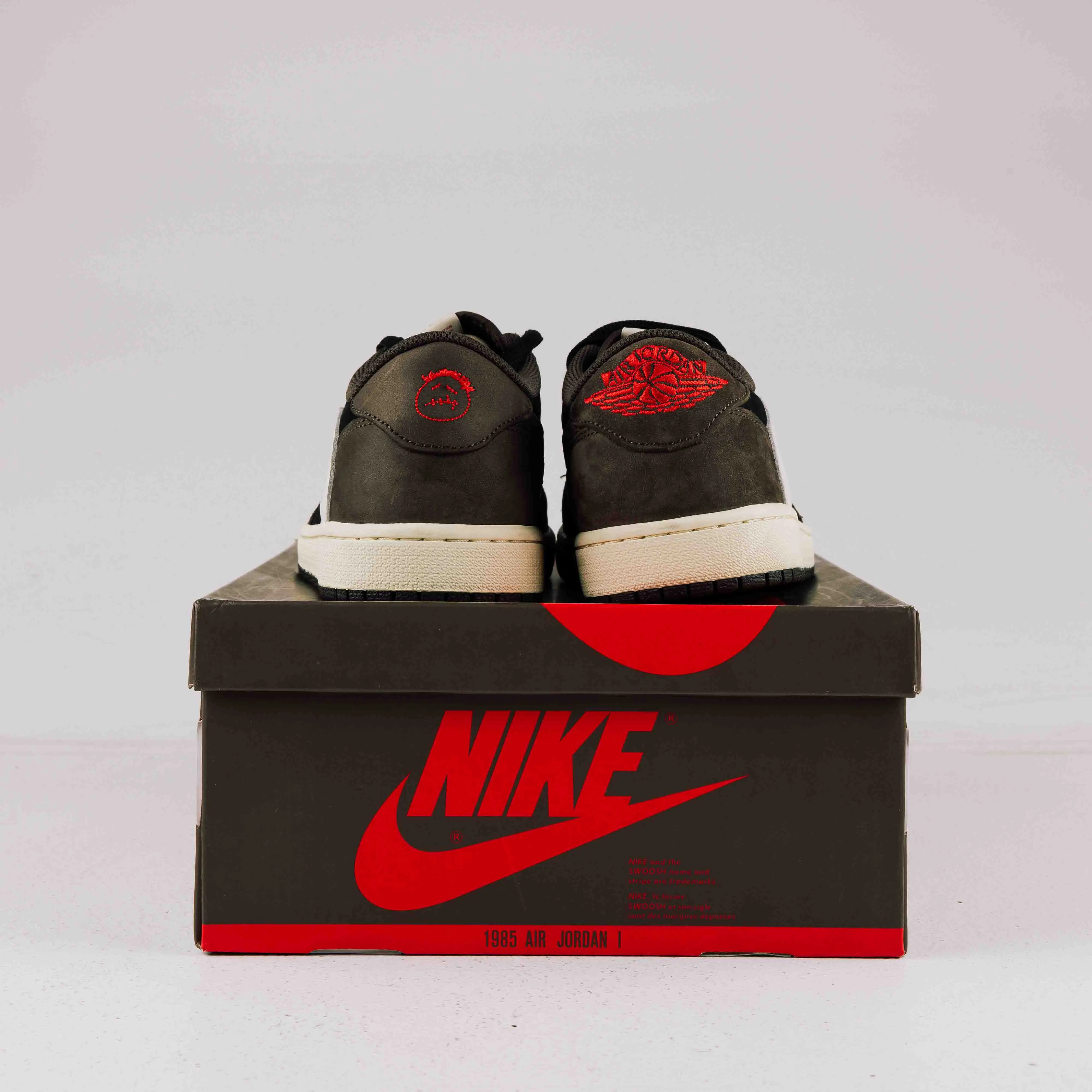 Best Running Shoes From Asics Jordan 1 Retro Low OG SP Travis Scott Mocha - Used - 2564