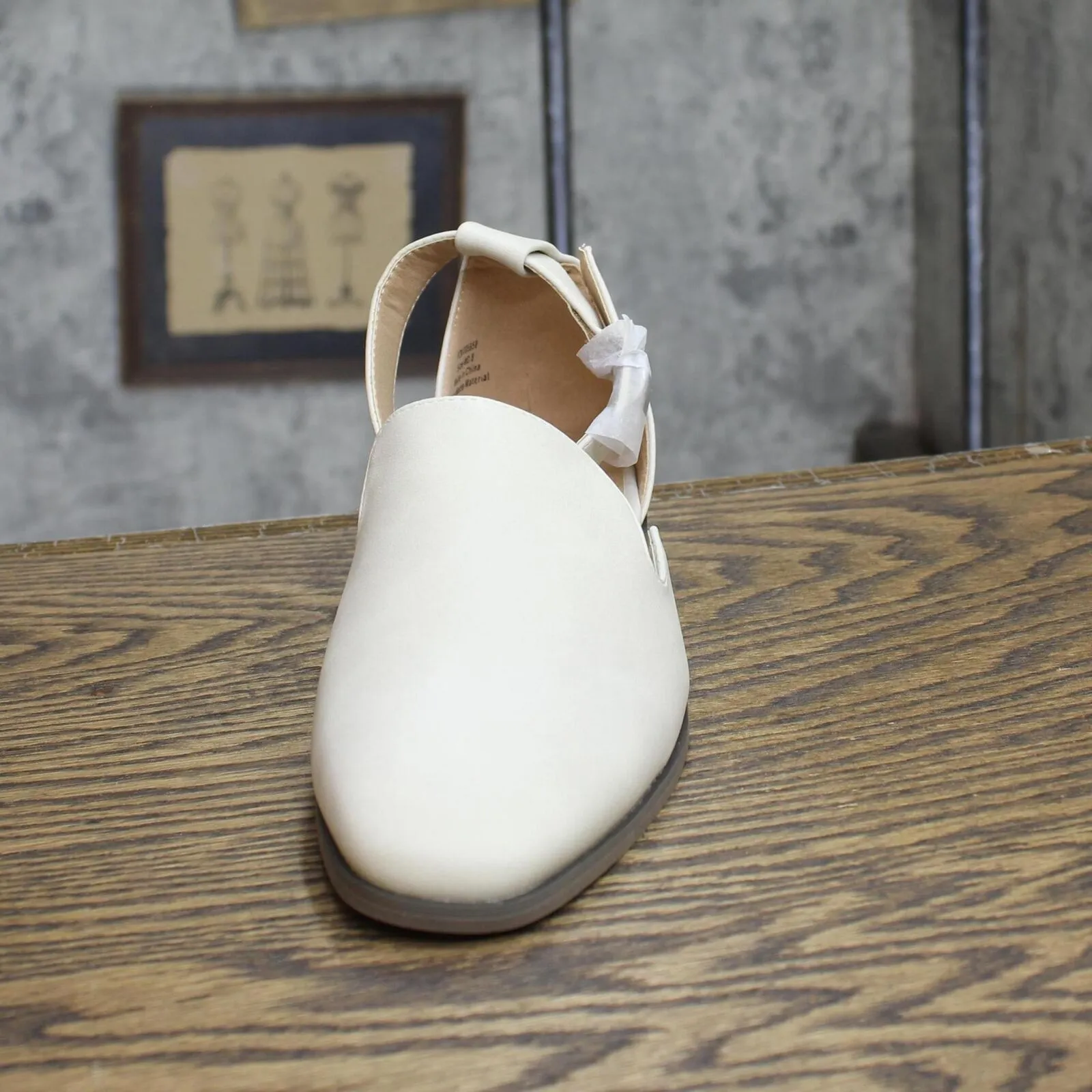 Funky Flat Shoes Journee Collection Amputee Replacement Left Shoe Only Flats Ivory Off White 8W