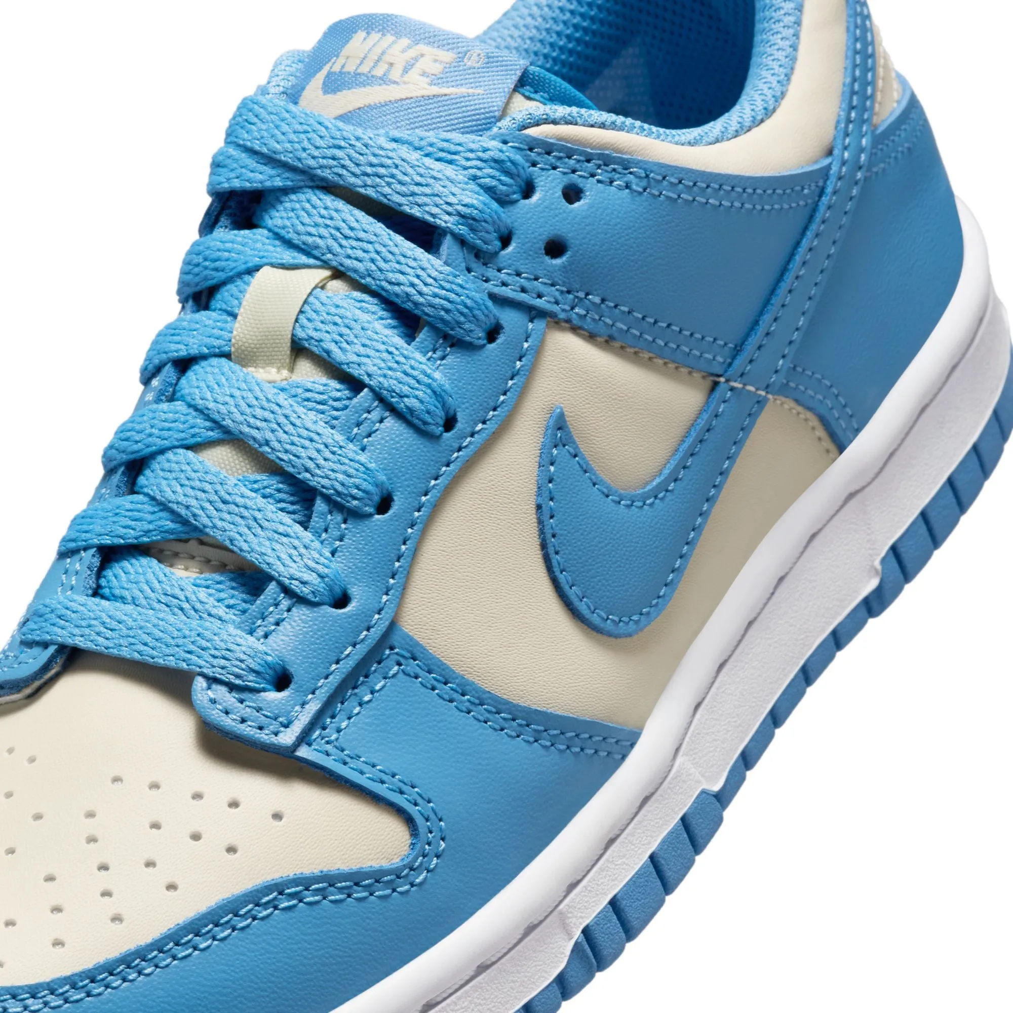 Asic Tennis Shoes Review KIDS NIKE DUNK LOW GS (BLUE BEYOND/BEACH/WHITE)