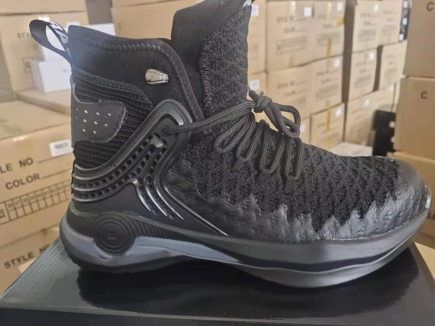 High-top Safety Shoes Construction Protective Footwear Men Steel Toe Shoes Breathable Hiking Boots Puncture Proof Work Boots 2e Hiking Shoes