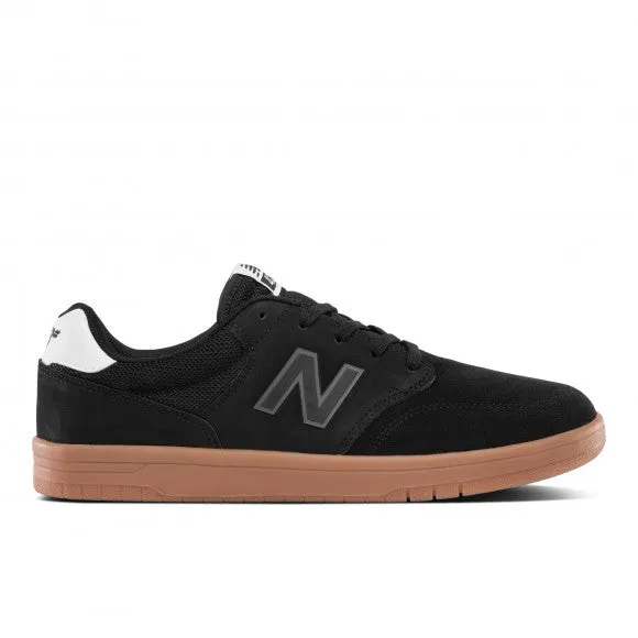 New Balance Numeric 425 Skateboard Shoes - Black / Gum Flat New Balance Shoes