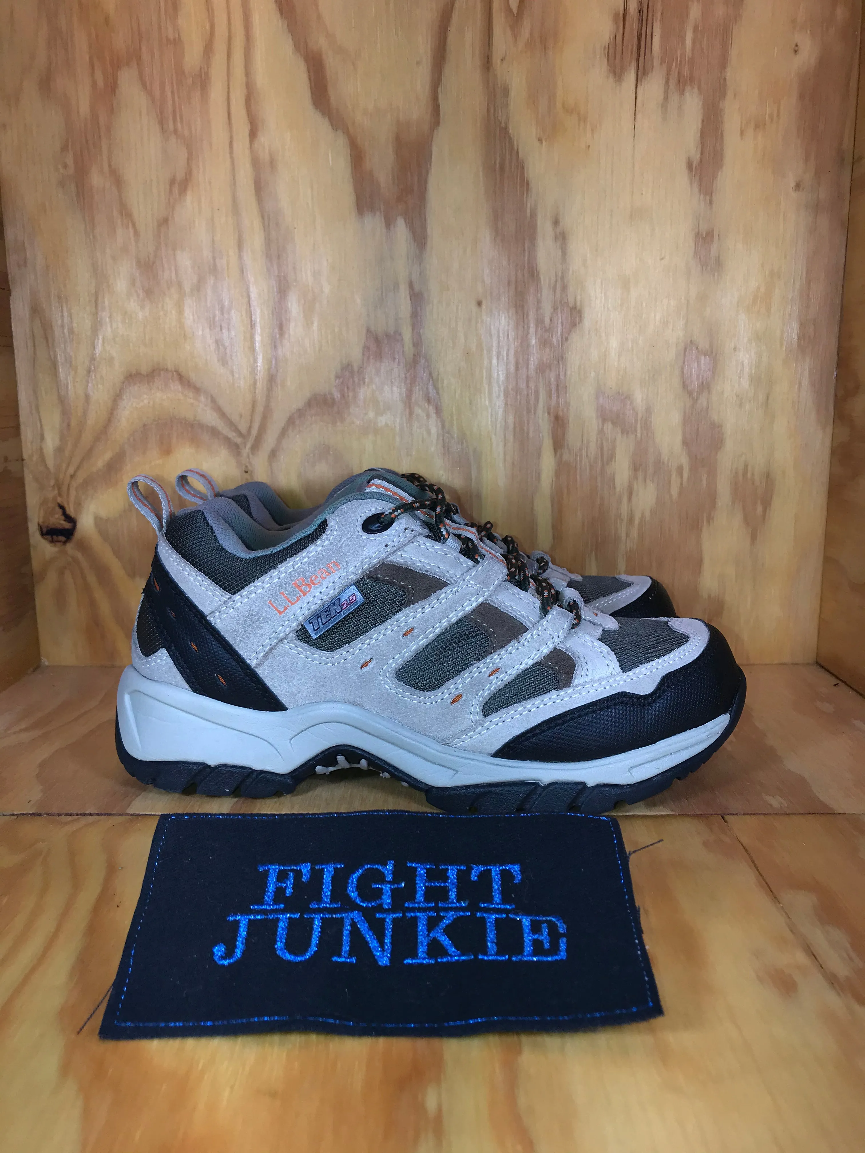L.L. BEAN TEK 2.5 Women's Size 6.5M Waterproof System Hiking Boots Shoes Sneakers Skechers Waterproof Shoes