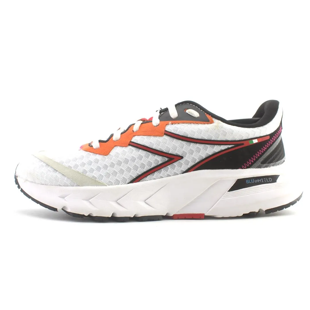 DIADORA MYTHOS BLUSHIELD VOLO 2 Downshifter 13 Running Shoes