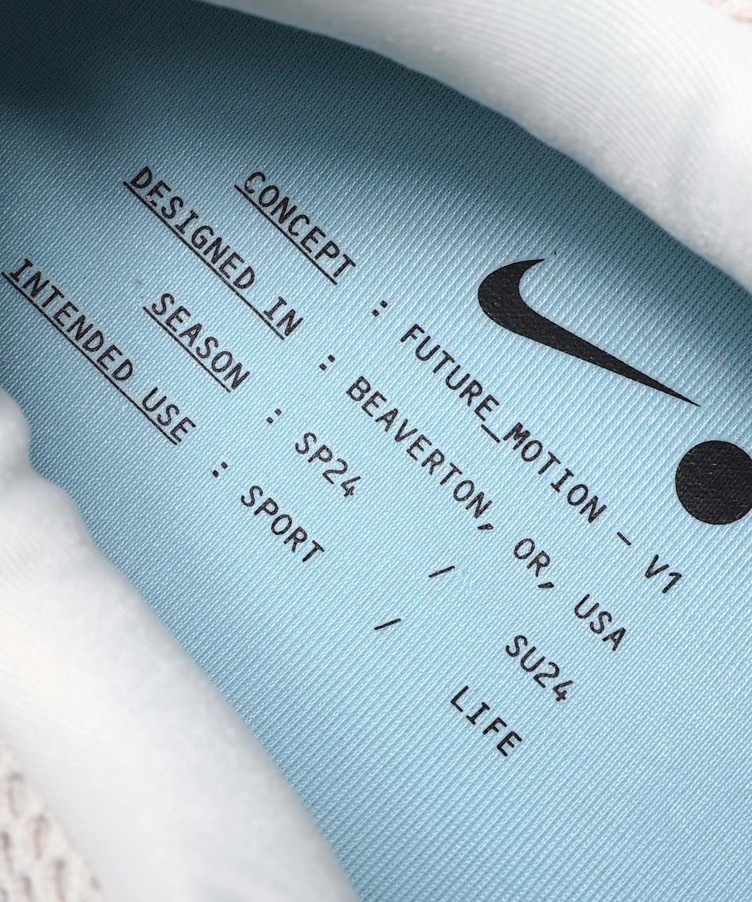 Asics Japan S Casual Shoes Zoom Vomero 5 SE