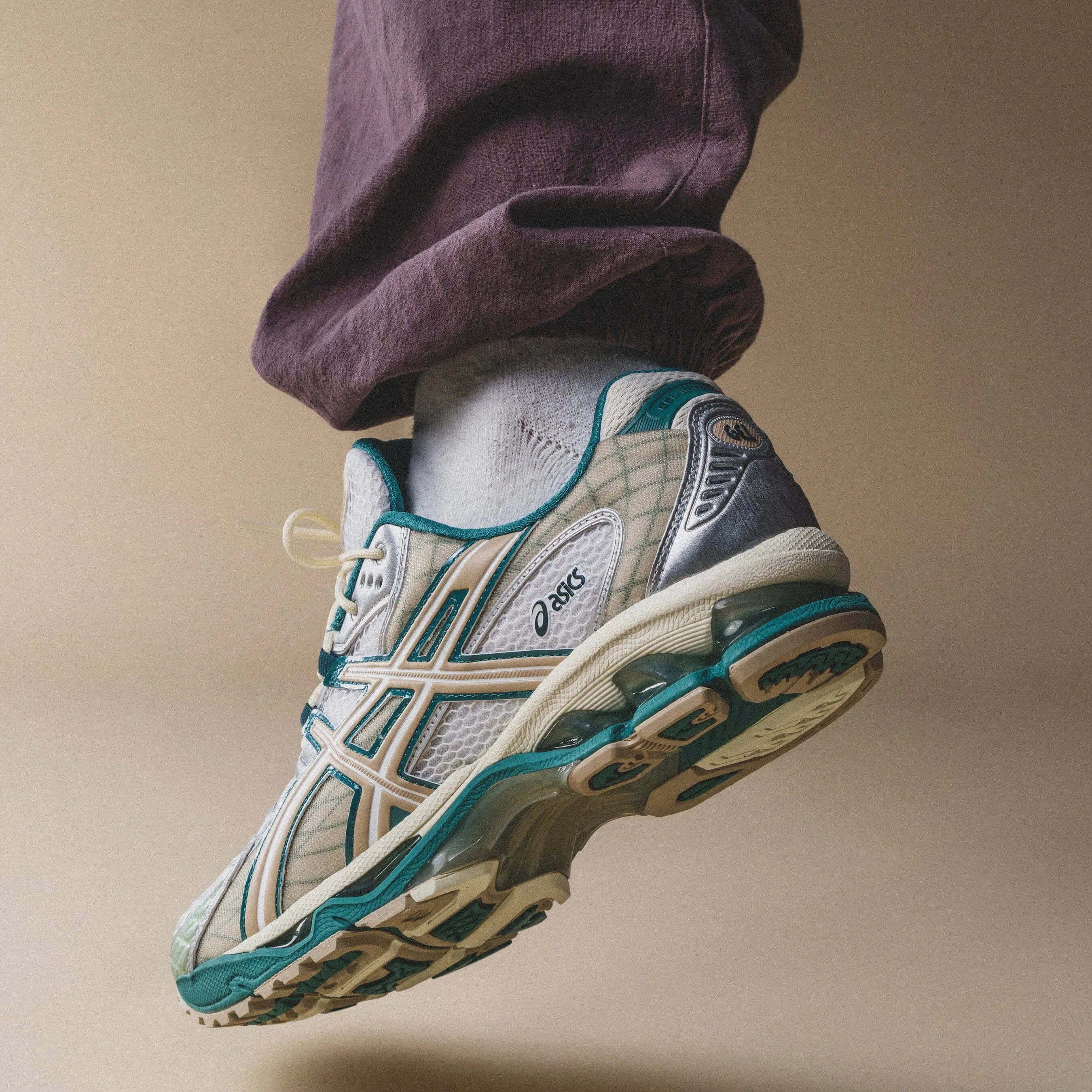 Asics Tiger Shoes Onitsuka MEN'S ASICS | Gel-Nimbus 10.1 (White/Rainy Lake)