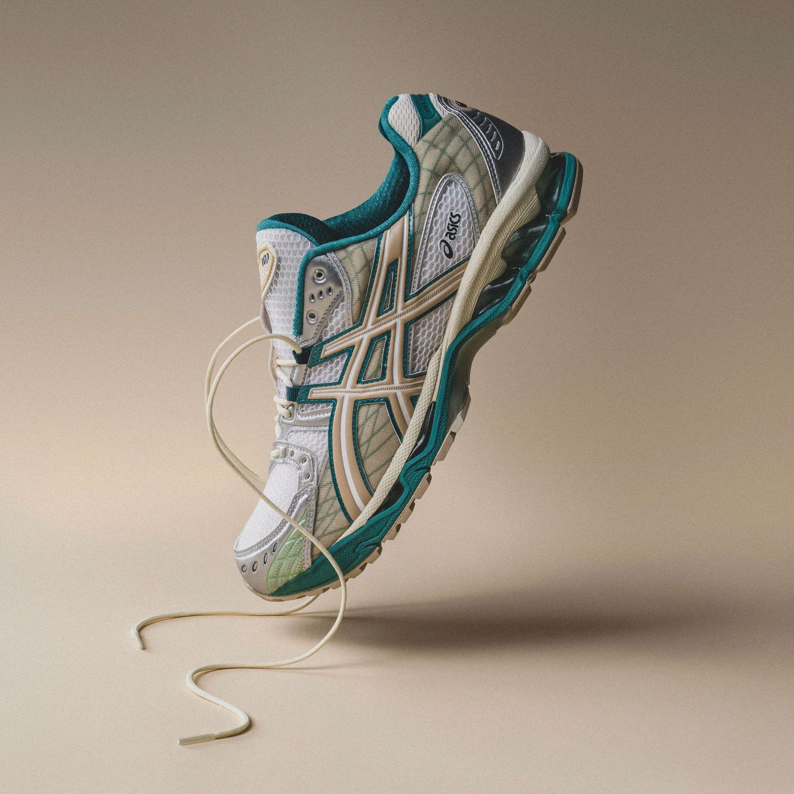 MEN'S ASICS | Gel-Nimbus 10.1 (White/Rainy Lake) Asics Tokyo 2020 Running Shoes