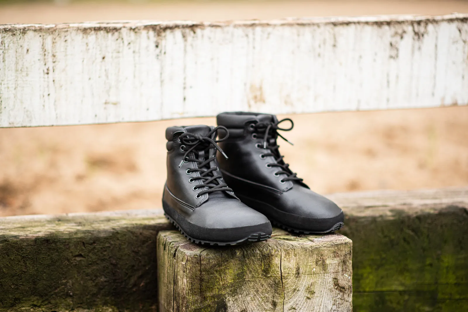 Extra Wide Hiking Shoes Men's barefoot shoes Shuma Nature black