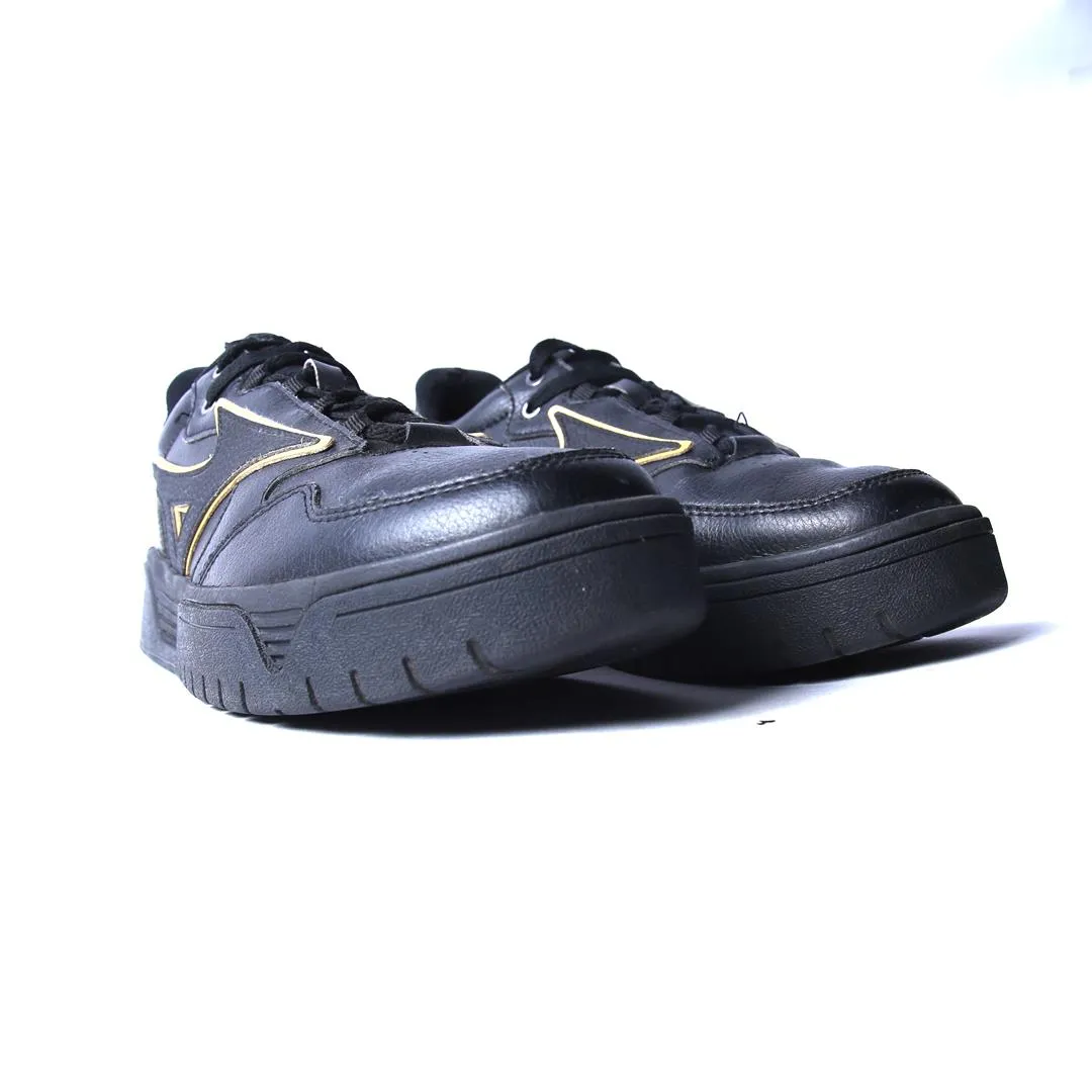 Casual Shoes On Formal Dress MIZUNO CL EC