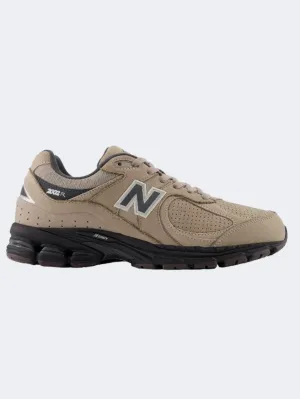 New Balance Unisex-child 4040 V7 Rubber-molded Baseball Shoe New Balance 2002R Men Lifestyle Shoes Driftwood/Blacktop