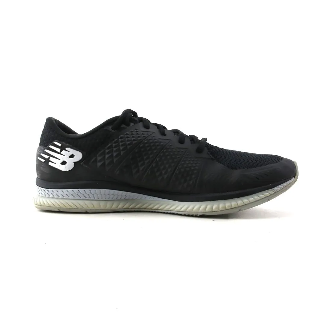 Replace Running Shoes NEW BALANCE FUELCELL V1