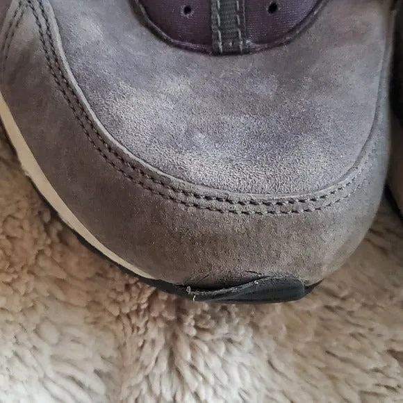 Nike Air Huarache Run Premium Anthracite, Black & Light Bone Grey Size 11.5 Asics Indoor Badminton Shoes