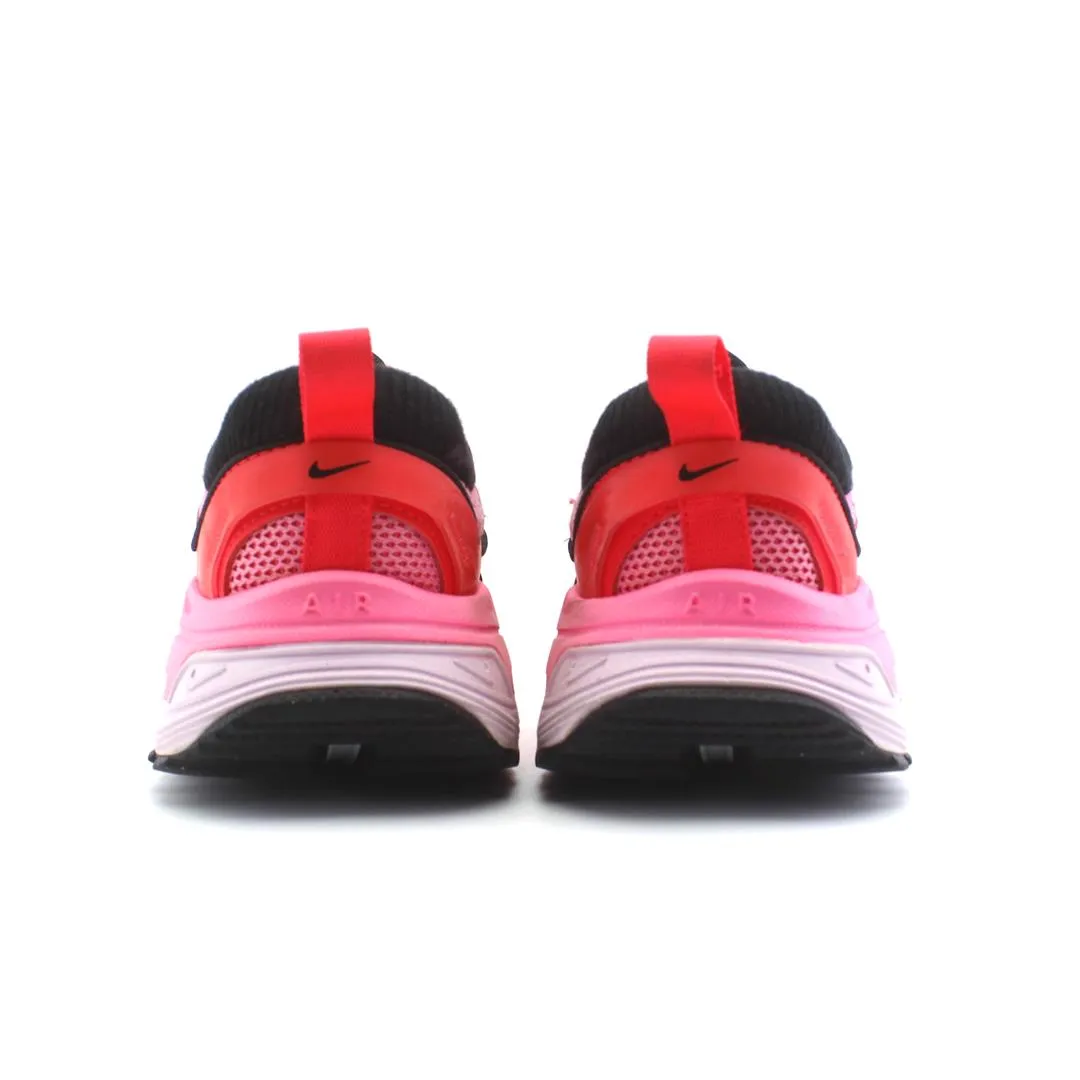 NIKE AIR MAX BLISS Wide Leg Pants With Sneakers