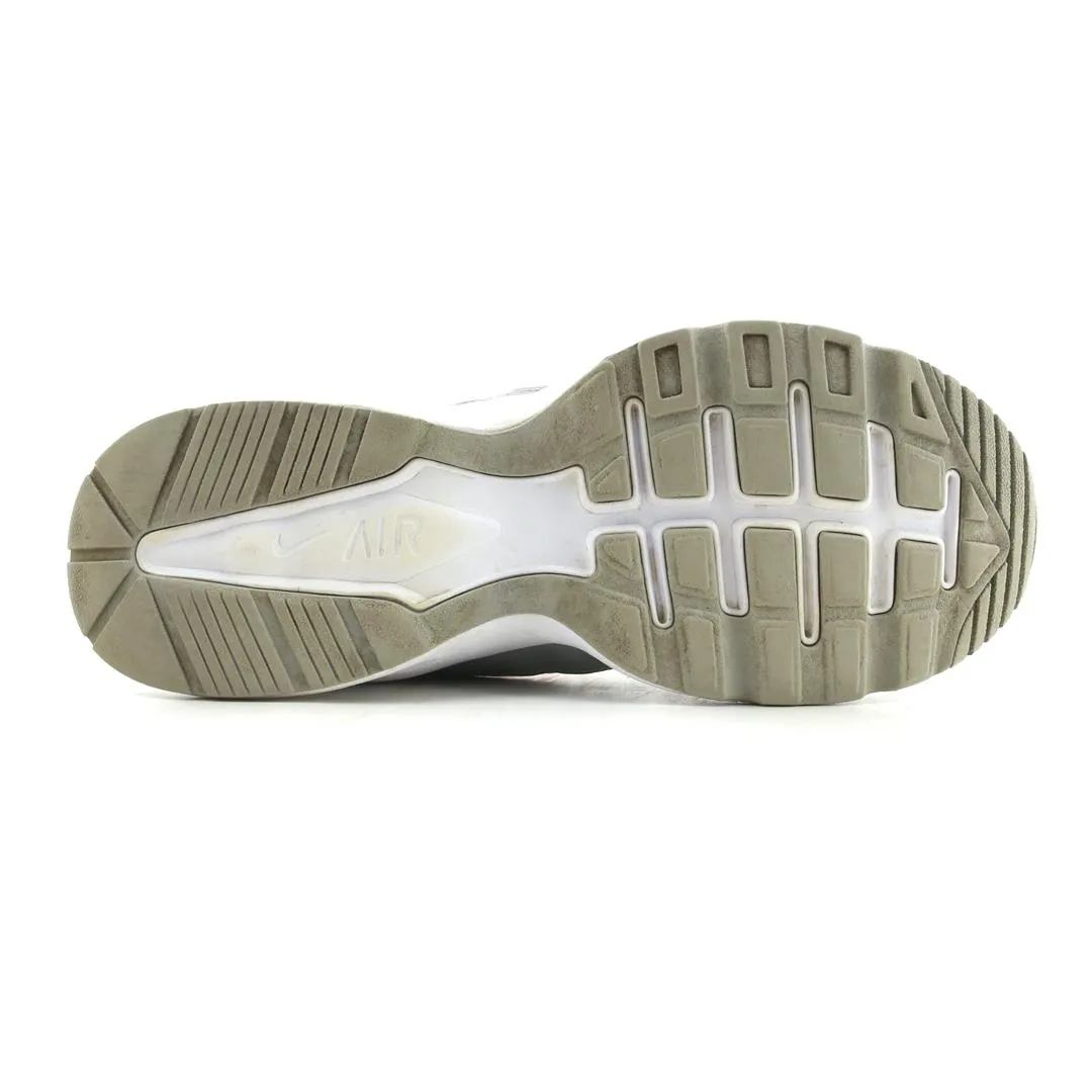 Best Shoes For Running With Wide Feet NIKE  AIR MAX FUSION