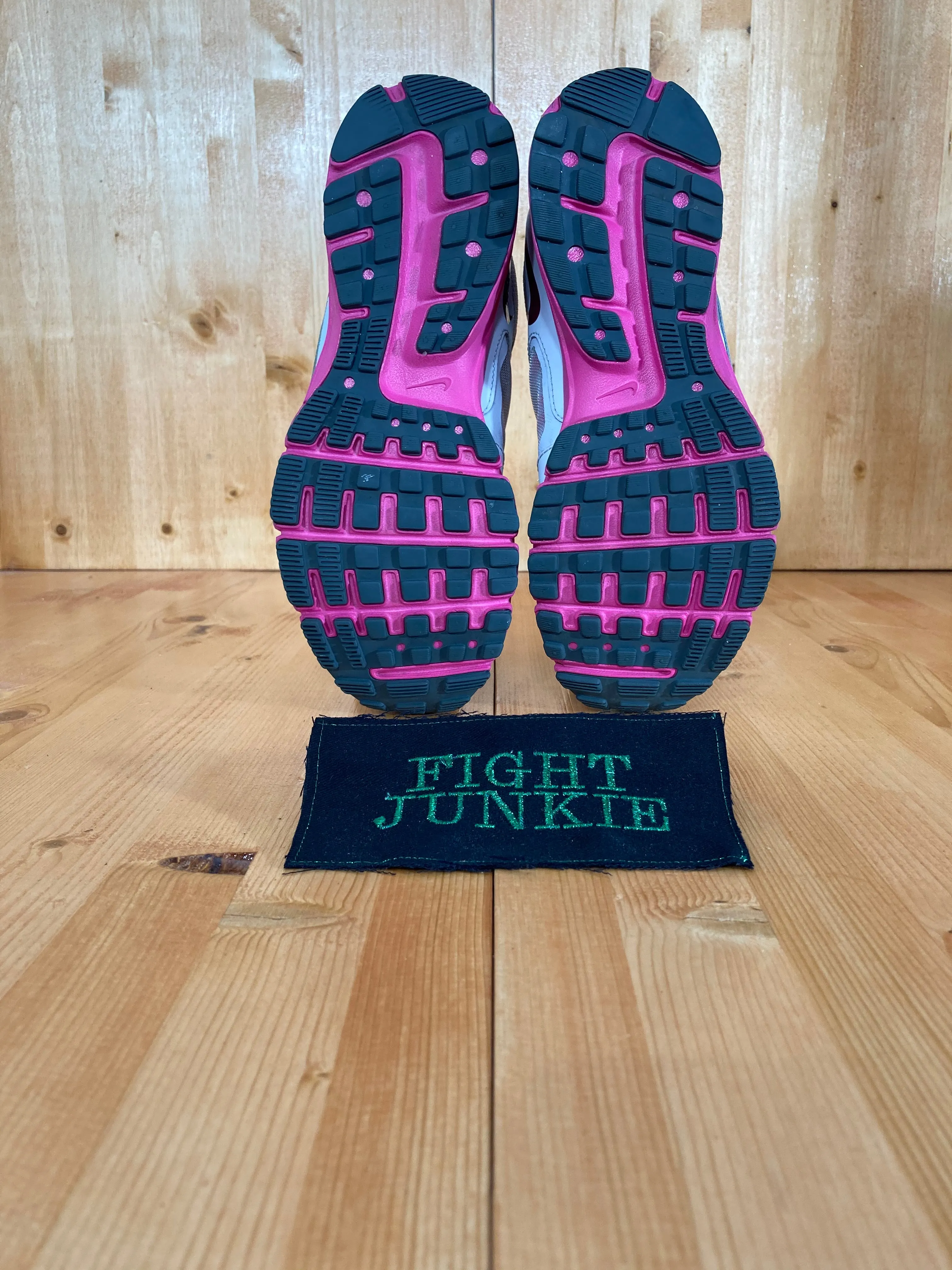 NIKE AIR RELENTLESS 3 Women's Size 8.5 Shoes Sneakers 616596-001 Asics Gel Blast 4 Squash Shoes