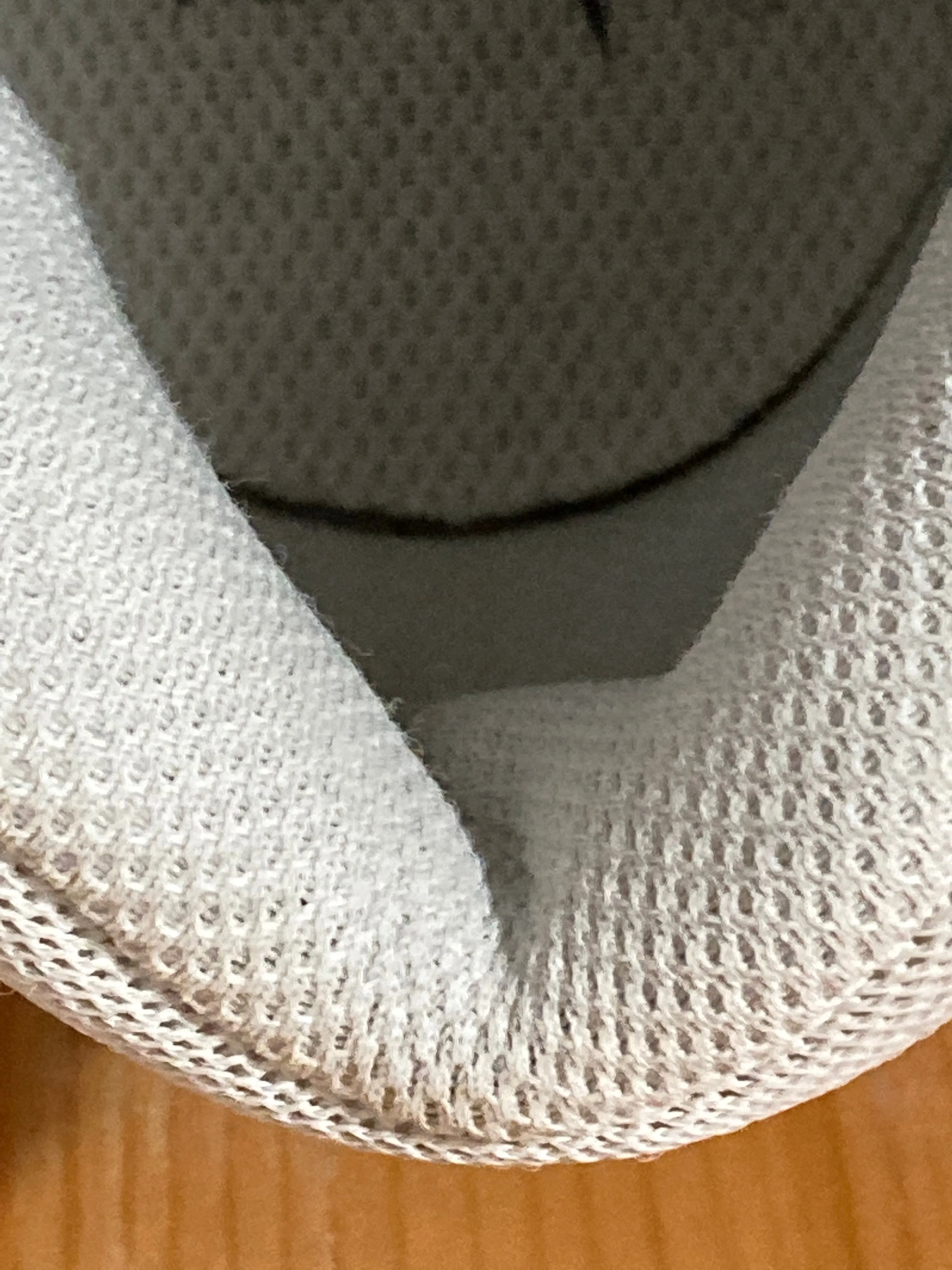 Asics Gel Resolution 9 Clay Tennis Shoes NIKE AIRMAX 1 ESSENTIAL Women Size 10 Shoes Sneakers White & Gray 599820-111