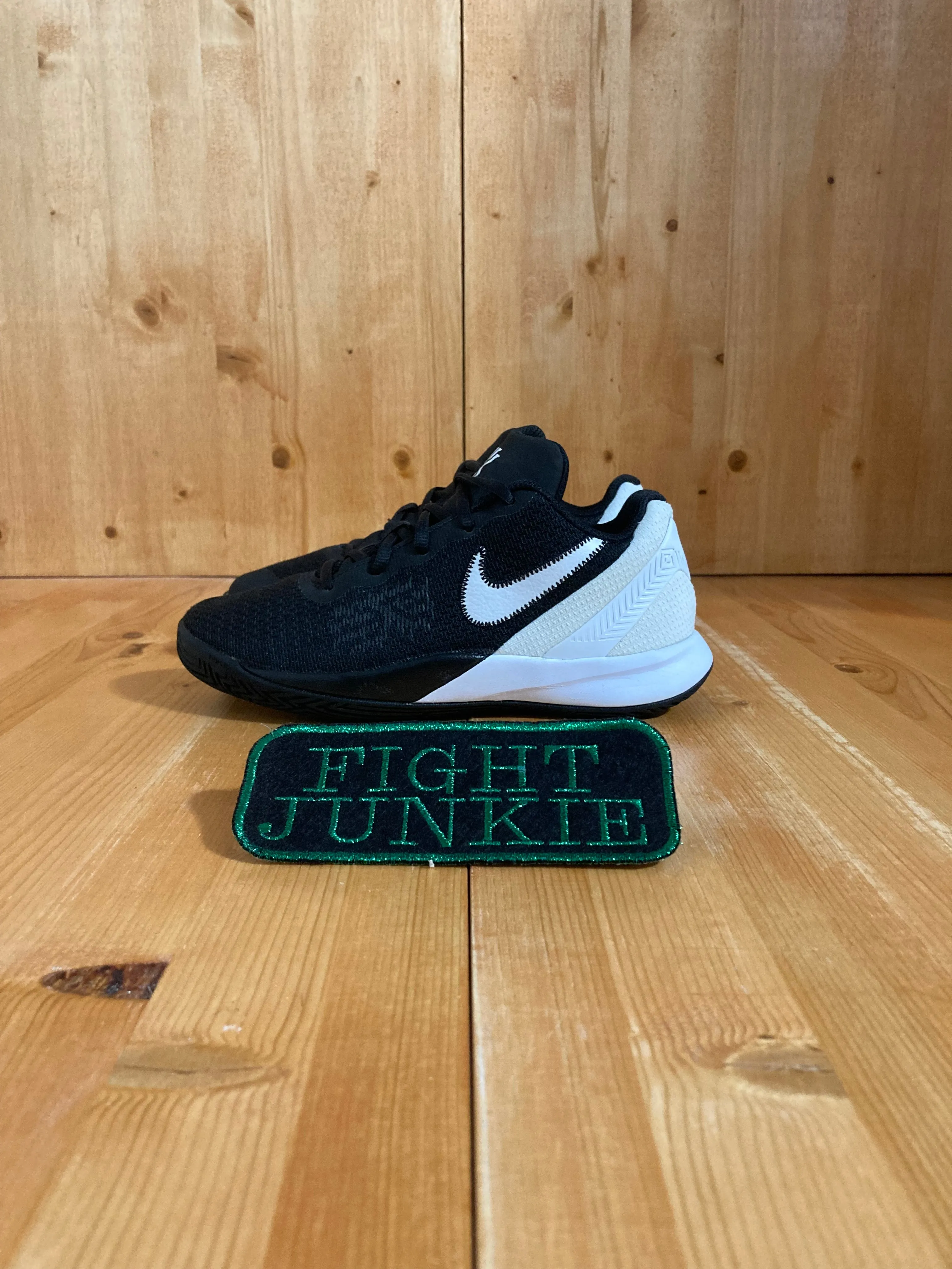 Asics Excite 10 Running Shoe NIKE  KYRIE FLYTRAP II 2 Youth Size 3 Shoes Sneakers Black & White AQ3413-001