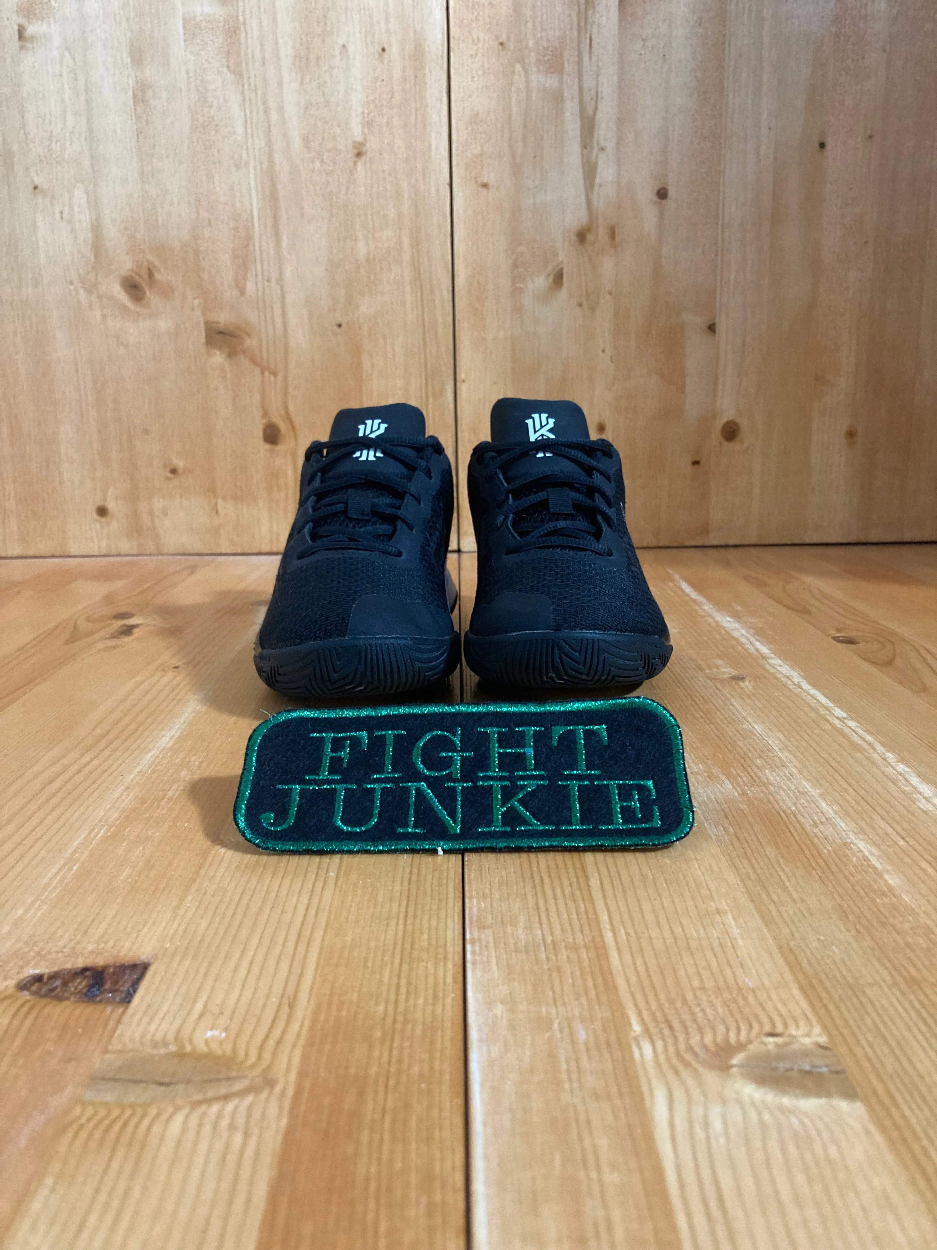 Asics Gel-kayano Lite 2 Running Shoes NIKE  KYRIE FLYTRAP II 2 Youth Size 3 Shoes Sneakers Black & White AQ3413-001