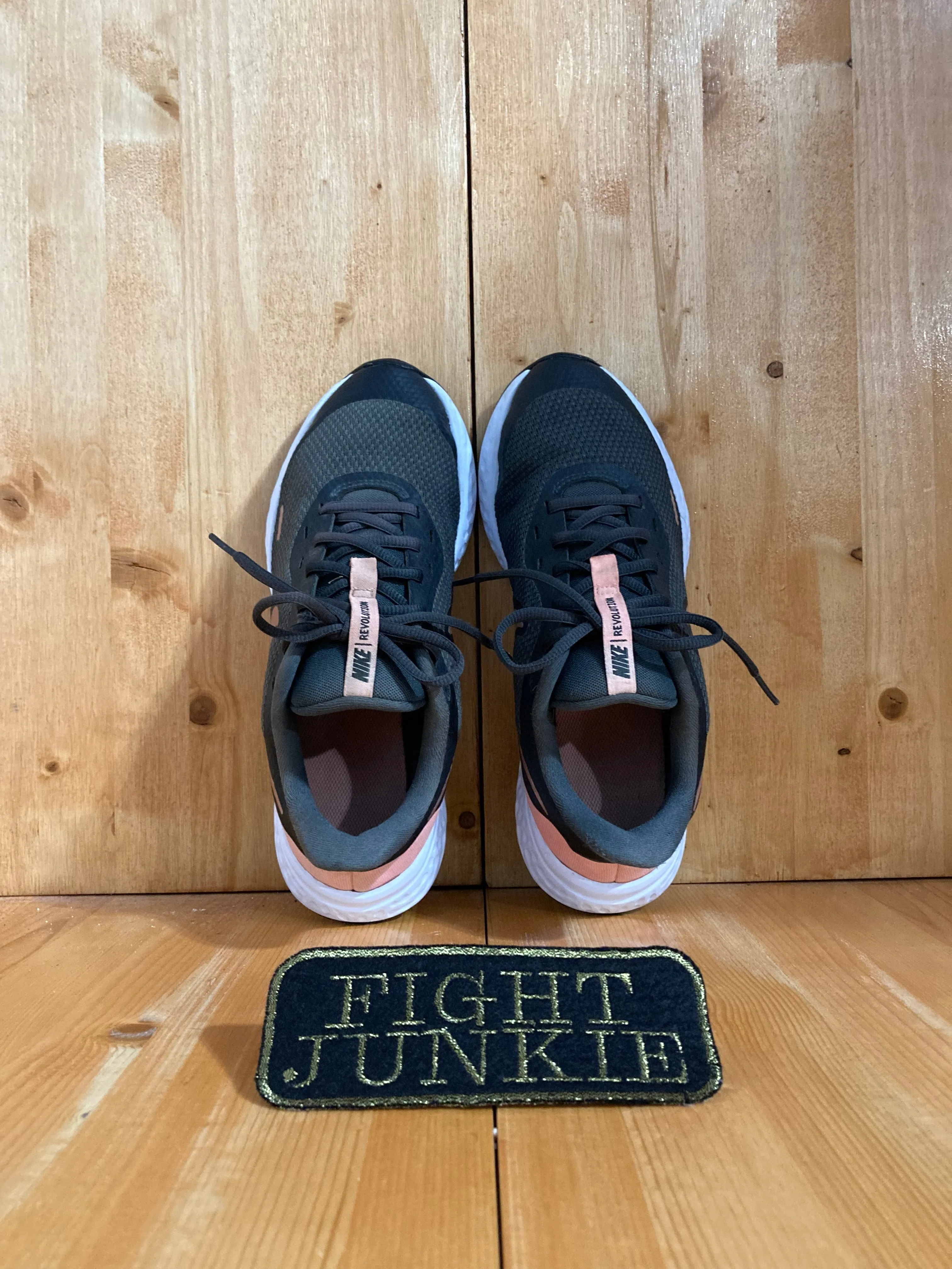 NIKE REVOLUTION 5 Youth Size 6.5Y Running Training Shoes Sneakers Asics Novablast 5 Fast Running Shoes