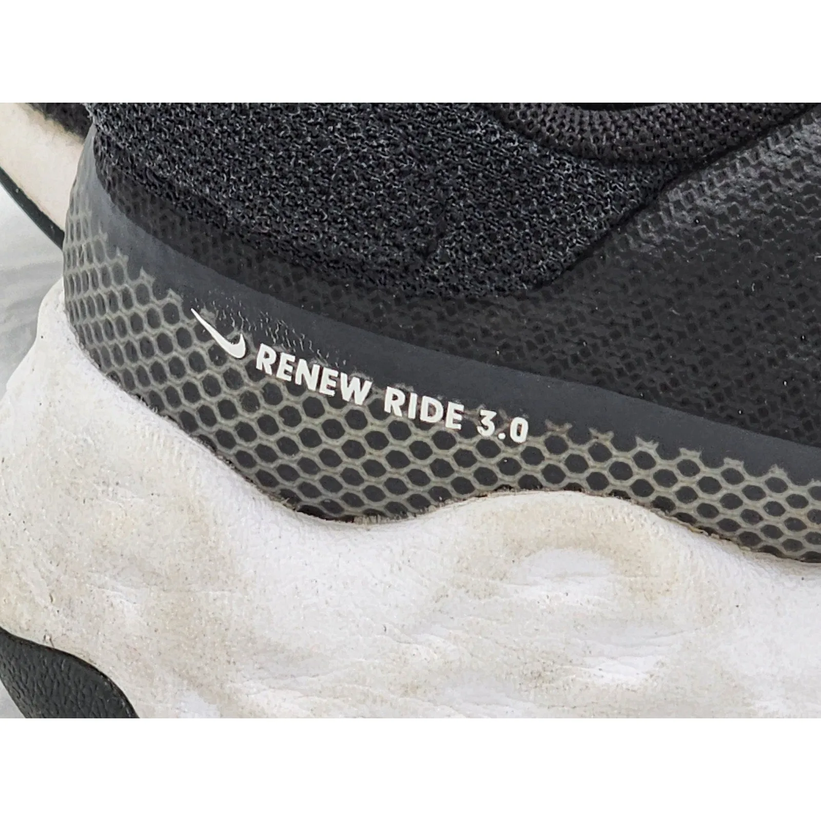 Nike Shoes Renew Ride 3.0 Mens 8.5 Running Shoes Black Breathable Mesh Sneakers Asics Vs Nike Shoes