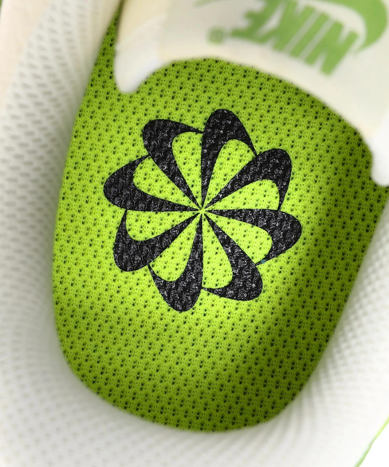 Nike Wmns Air Force 1 07 Nn Asics Gore Tex Hiking Shoes