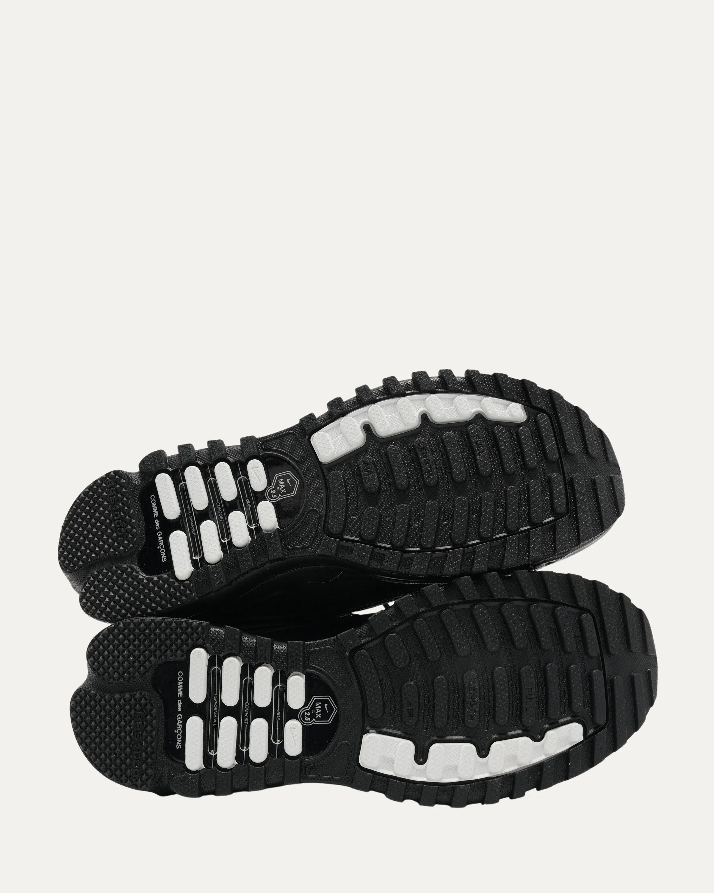 Comme Des Garons Homme Plus Air Max TL 2.5 Asics Gel Zaraca 4 Running Shoe