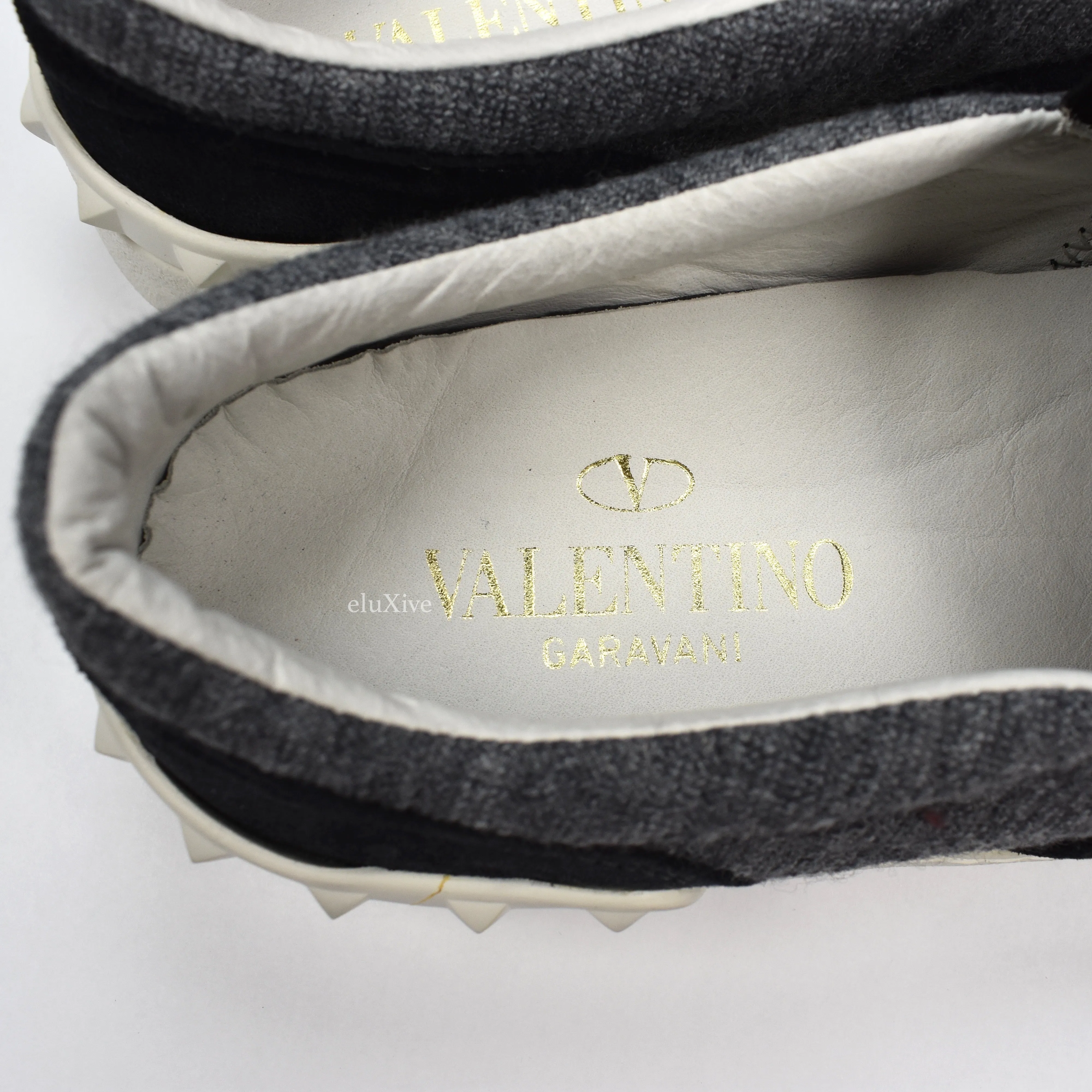 Japanese Indoor Slippers Valentino - Embroidered Tapestry Skate Sneakers