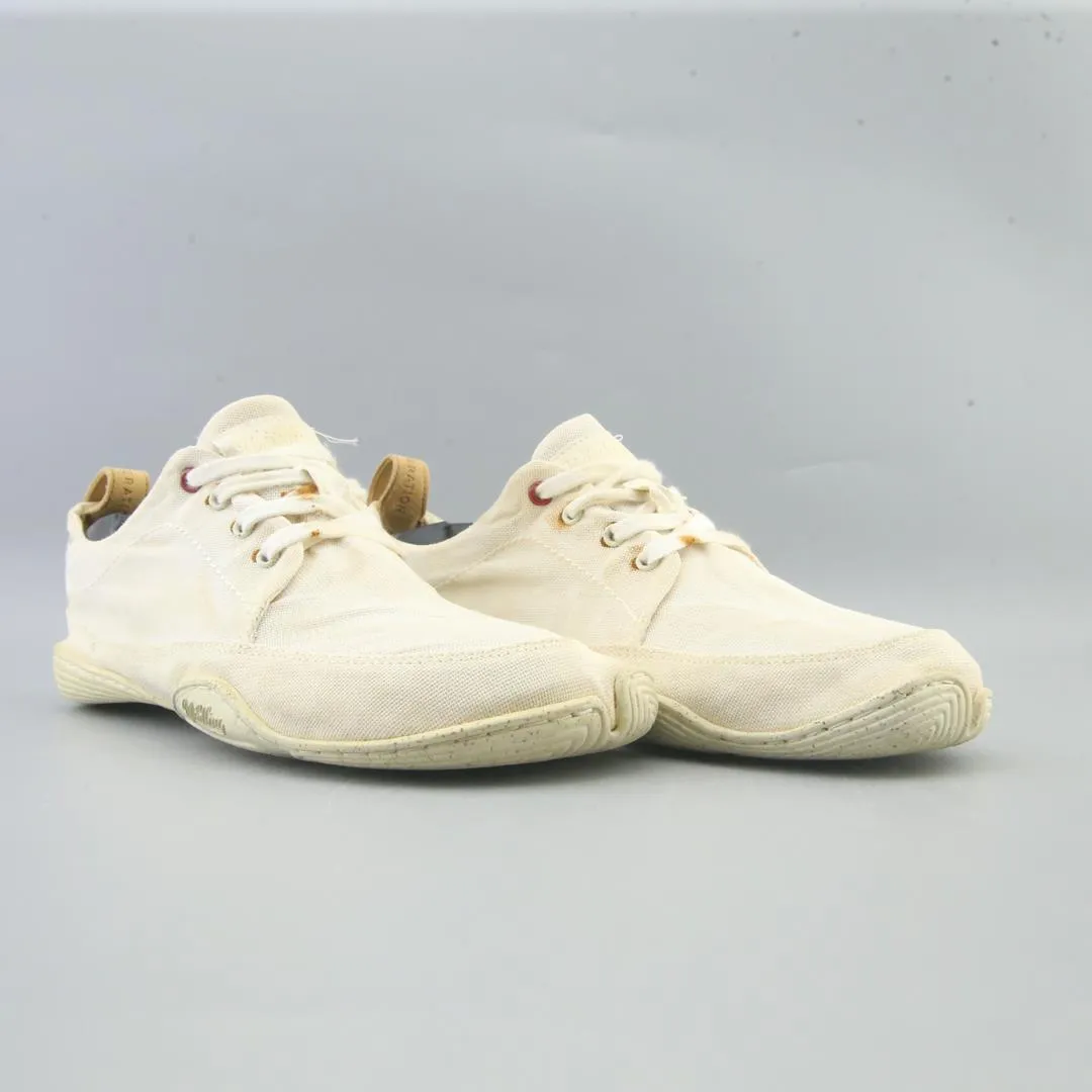 RE GENERATION  . Casual Dress Shoes 2024